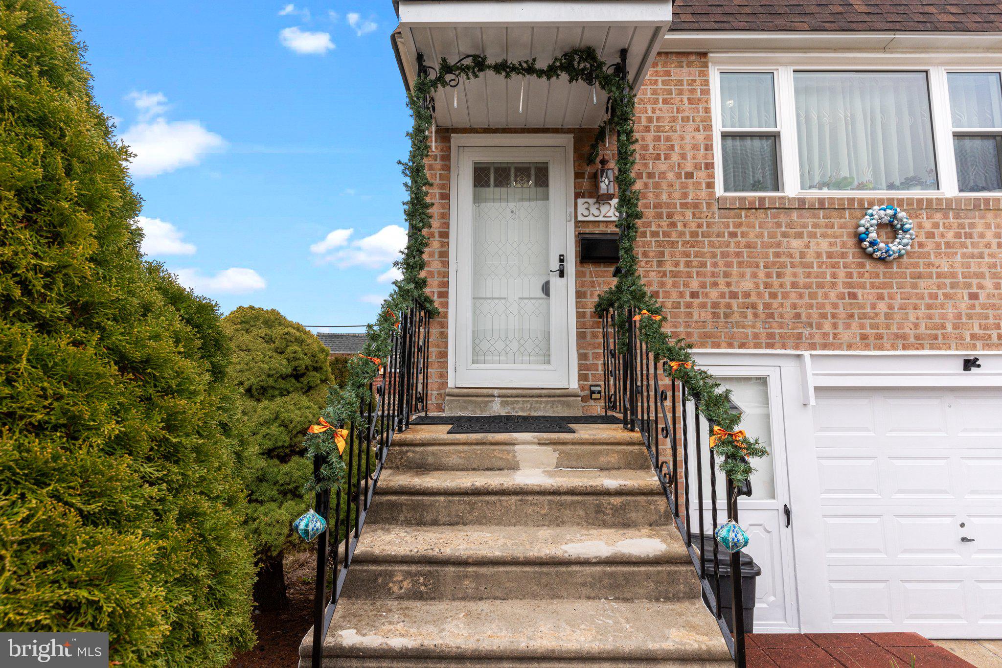 ACADEMY GARDENS - Residential