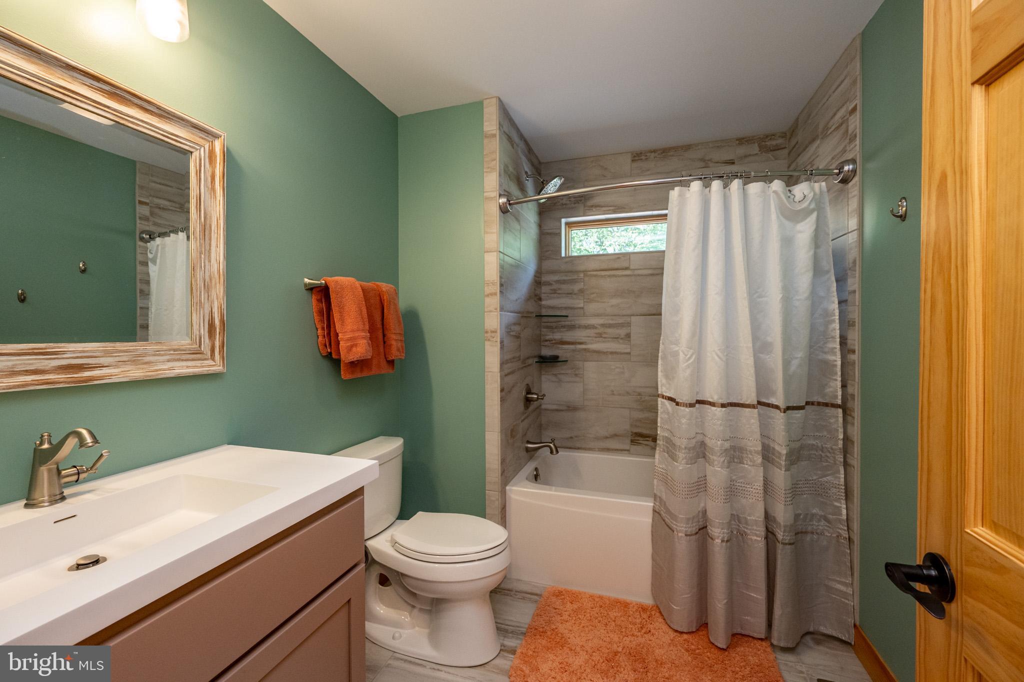 LODESTONE SUB - Residential