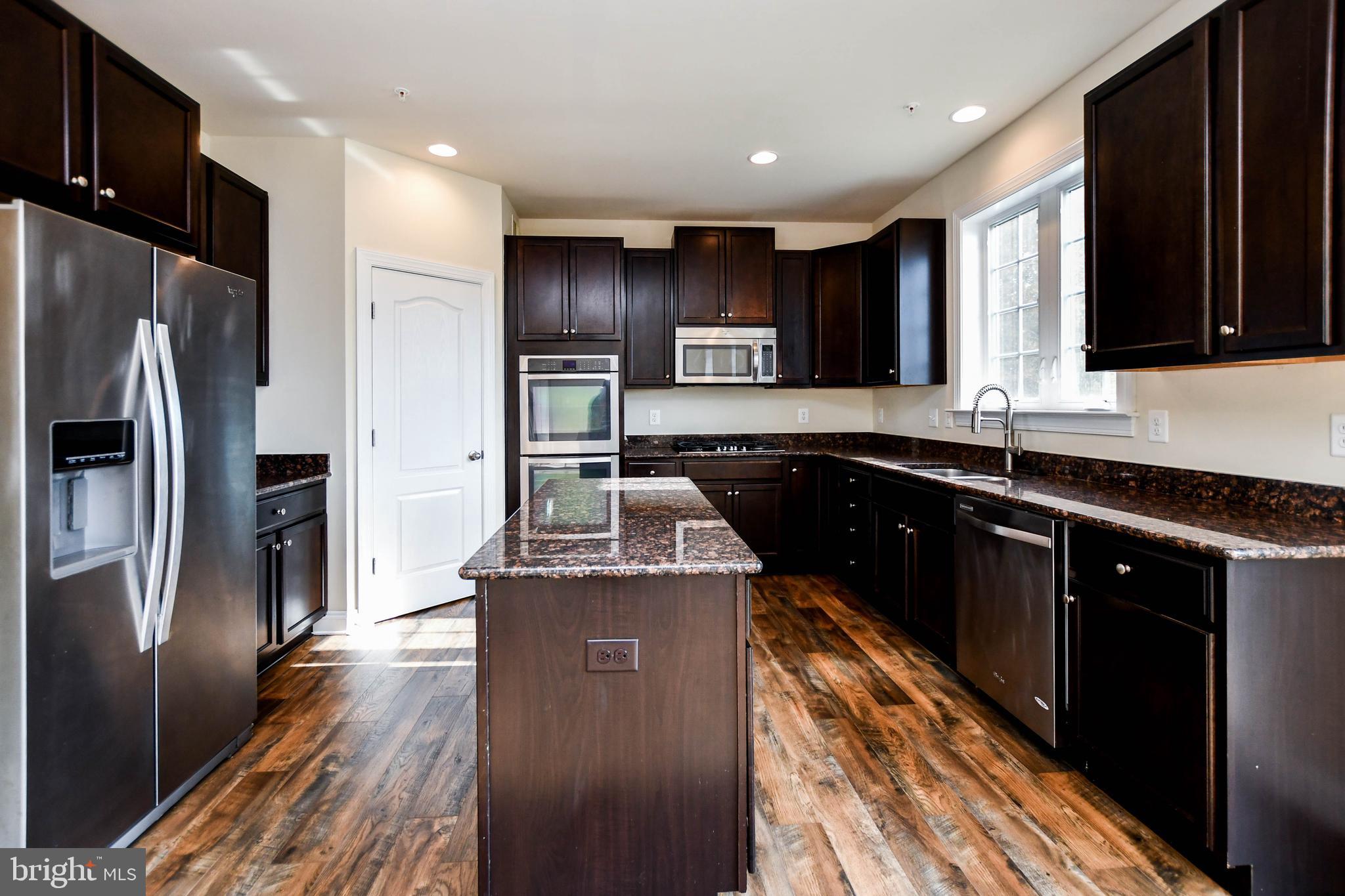 MARSHALL GROVE ESTATES - Residential Lease