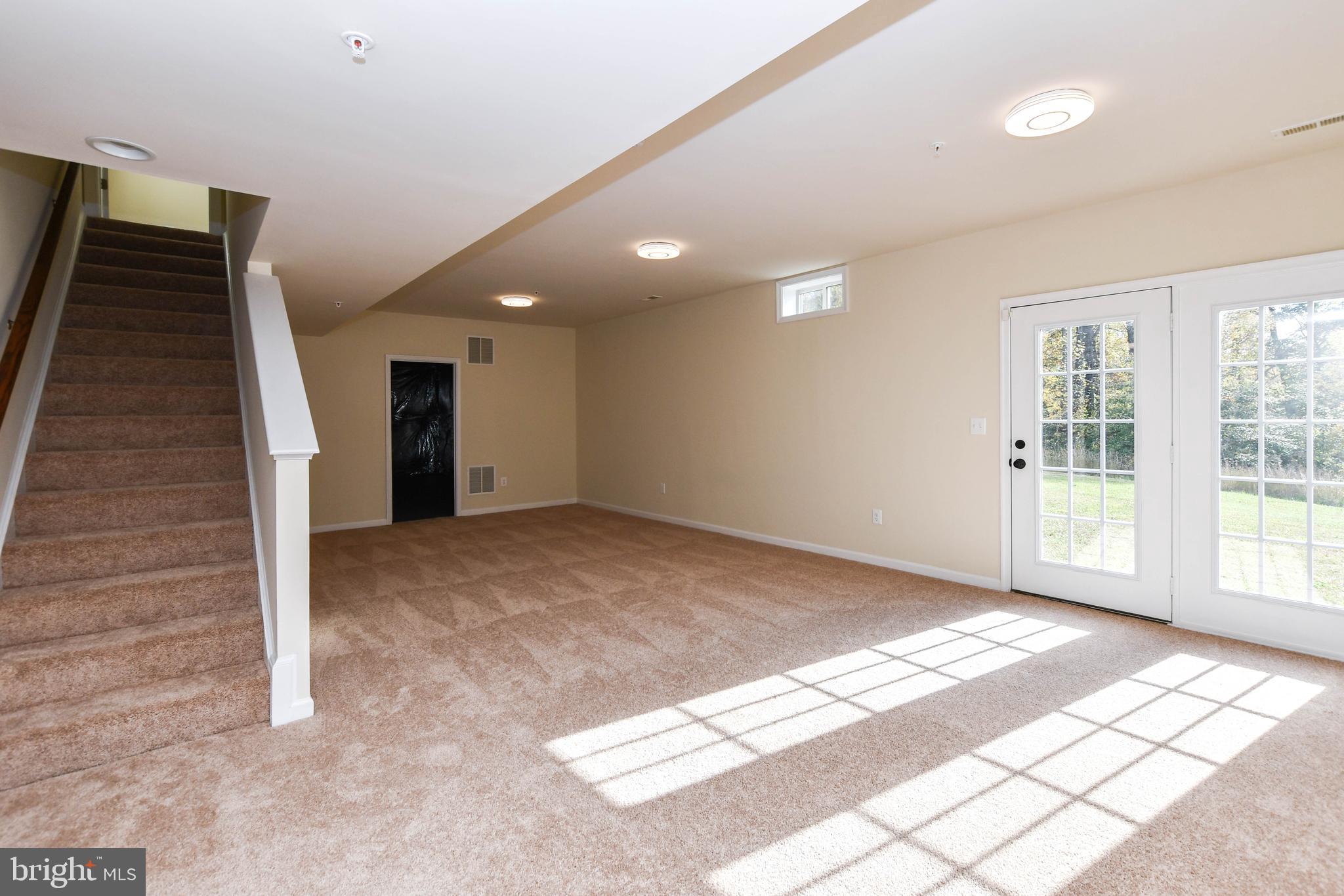 MARSHALL GROVE ESTATES - Residential Lease