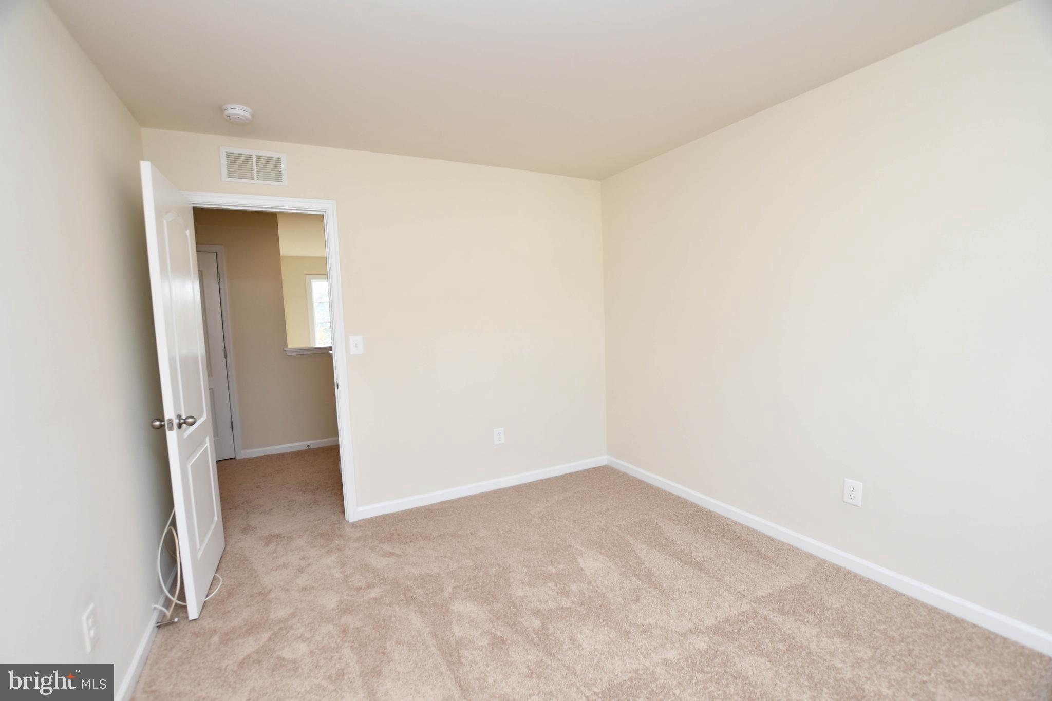 MARSHALL GROVE ESTATES - Residential Lease