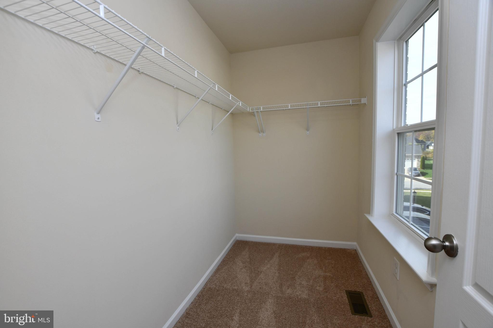 MARSHALL GROVE ESTATES - Residential Lease