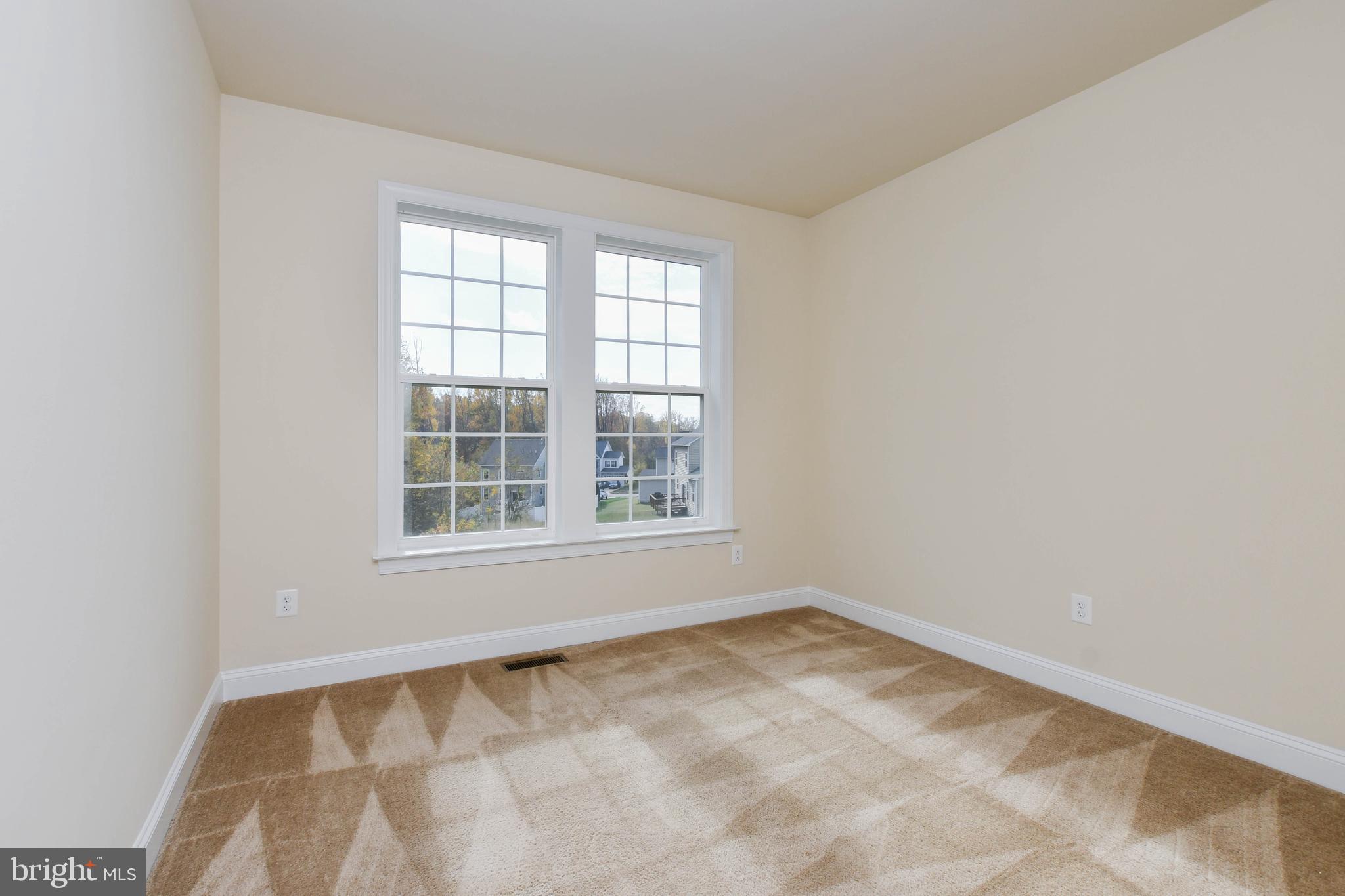 MARSHALL GROVE ESTATES - Residential Lease