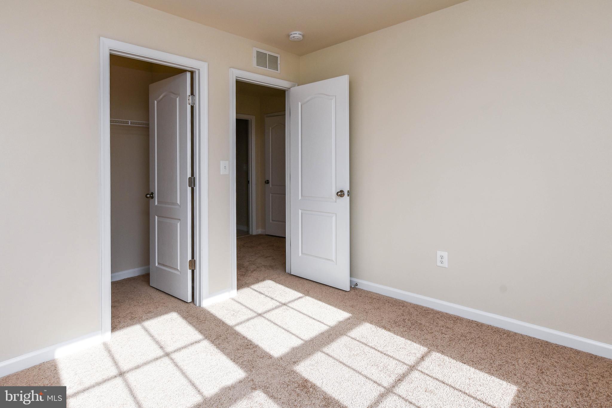 MARSHALL GROVE ESTATES - Residential Lease