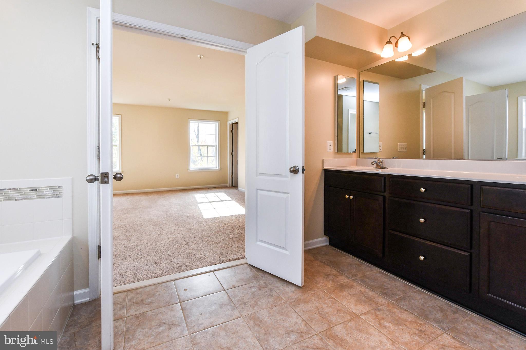 MARSHALL GROVE ESTATES - Residential Lease