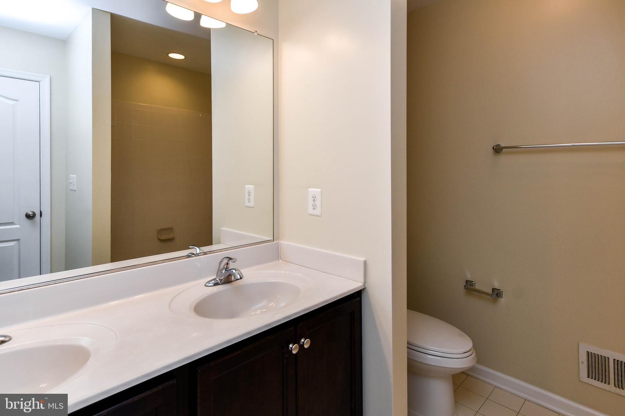 MARSHALL GROVE ESTATES - Residential Lease