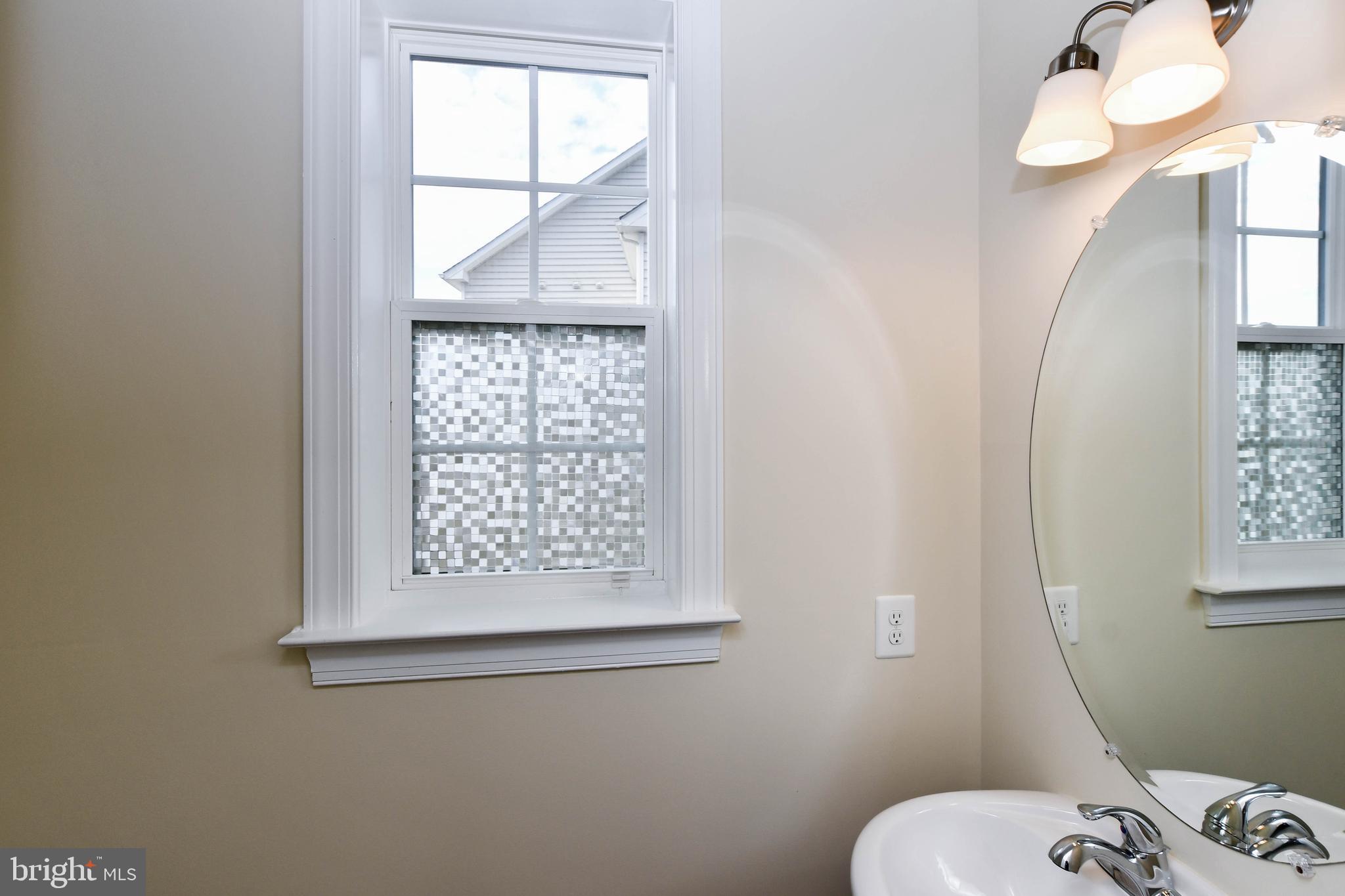 MARSHALL GROVE ESTATES - Residential Lease