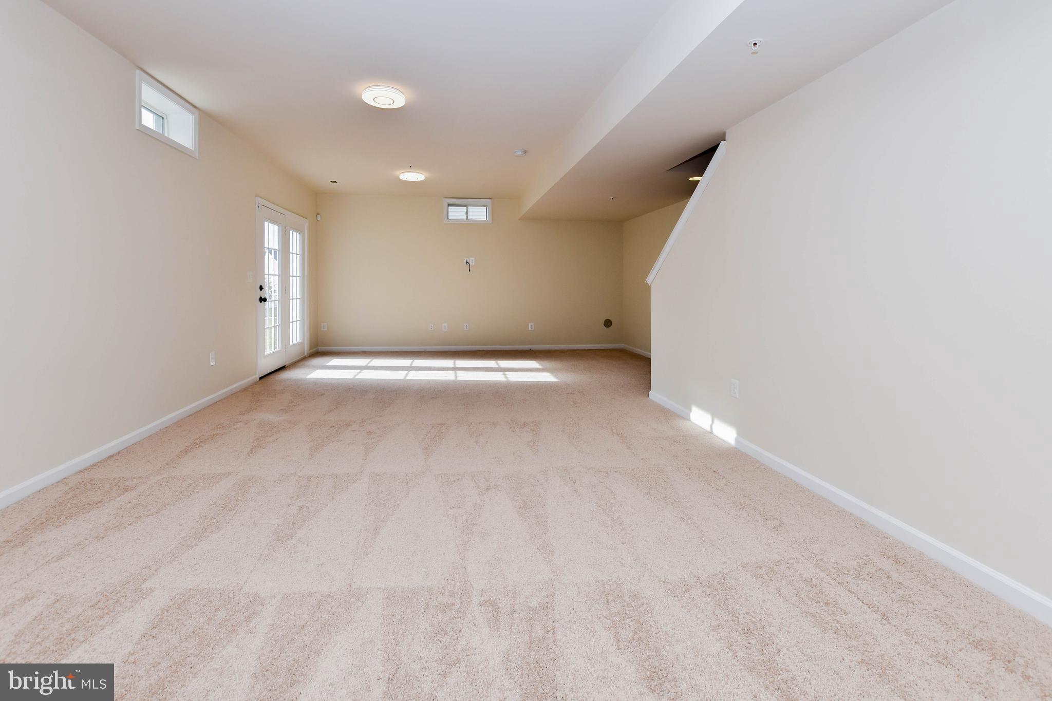 MARSHALL GROVE ESTATES - Residential Lease