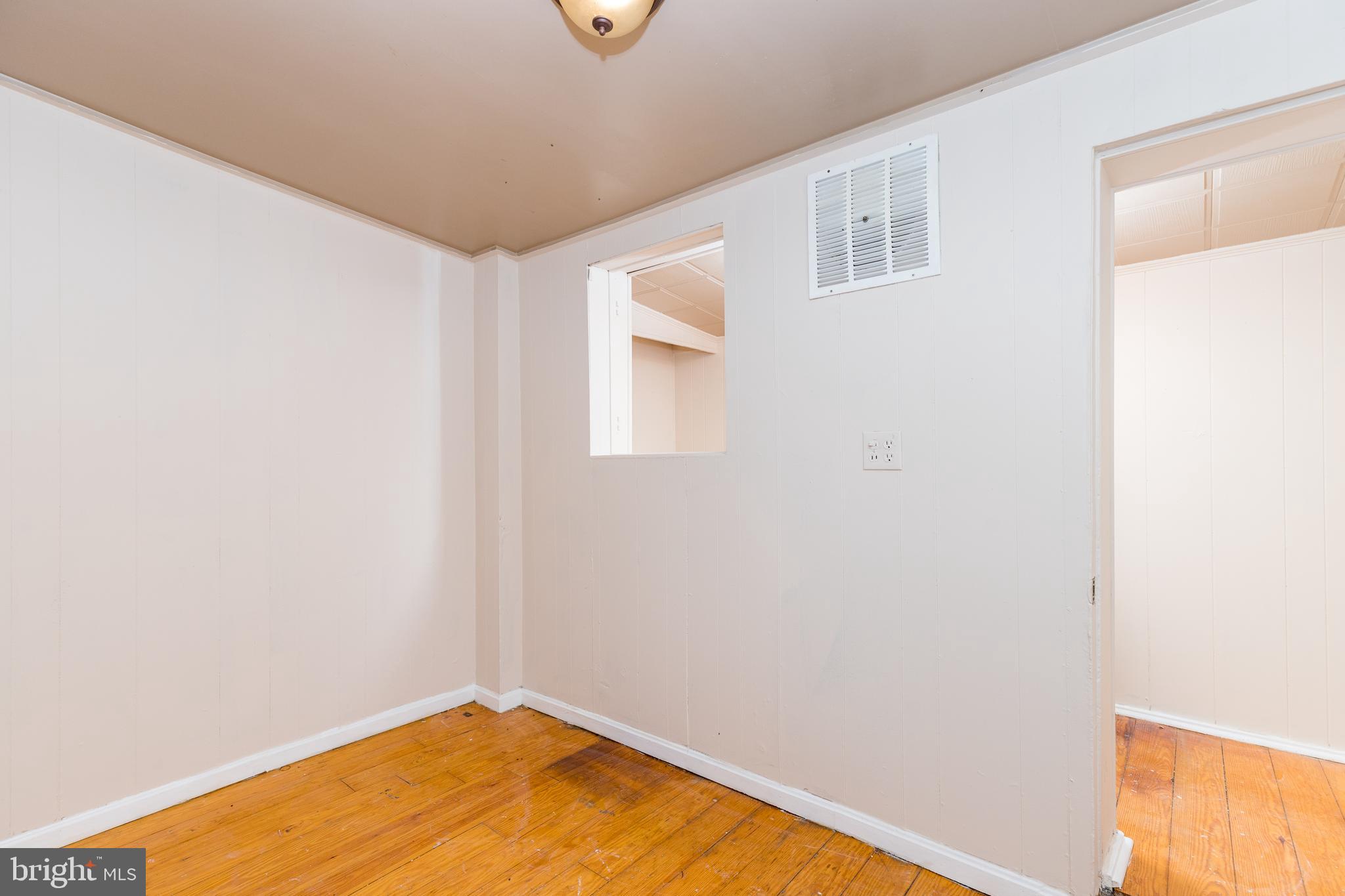 WASHINGTON VILLAGE - Residential