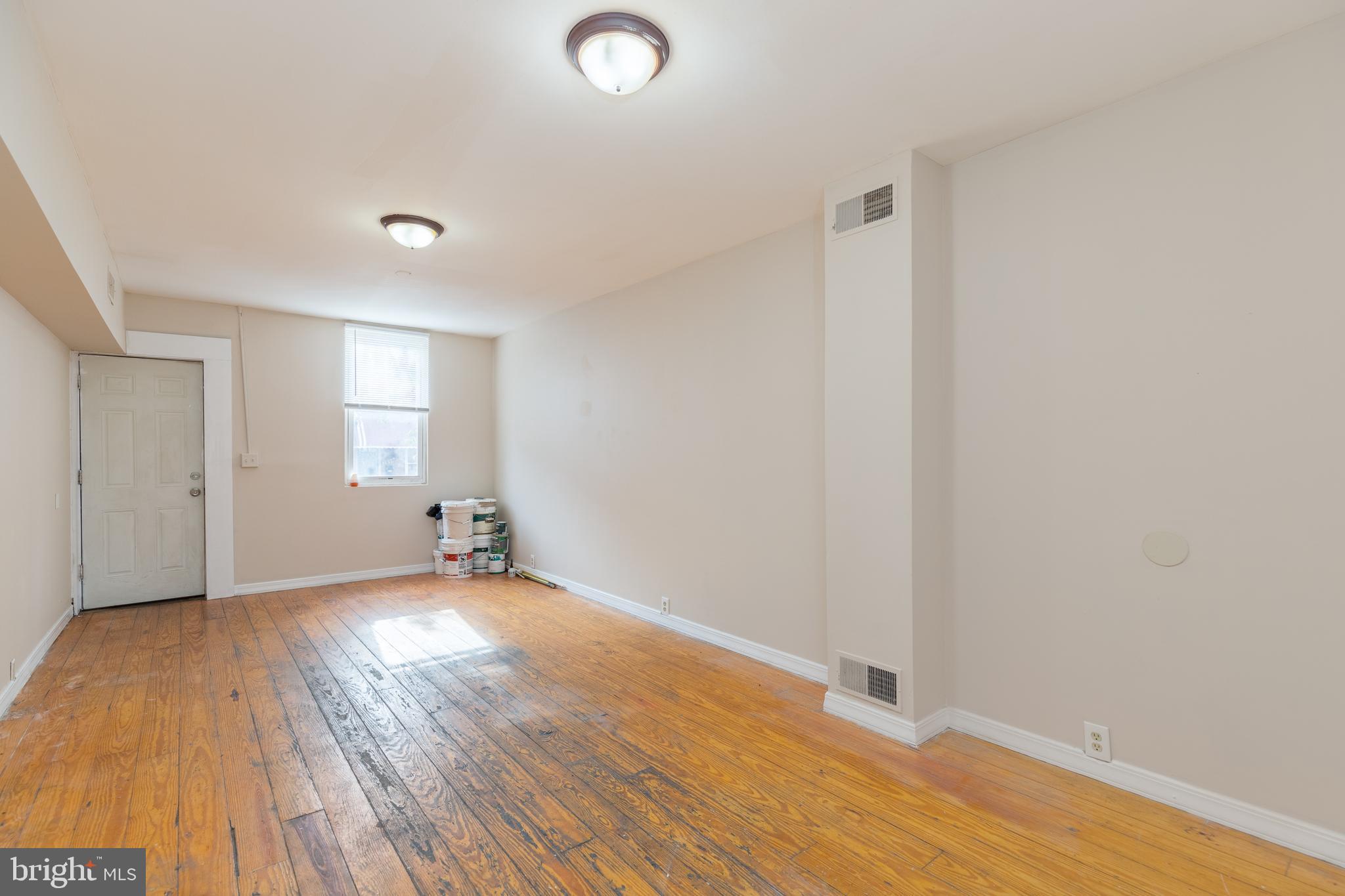 WASHINGTON VILLAGE - Residential