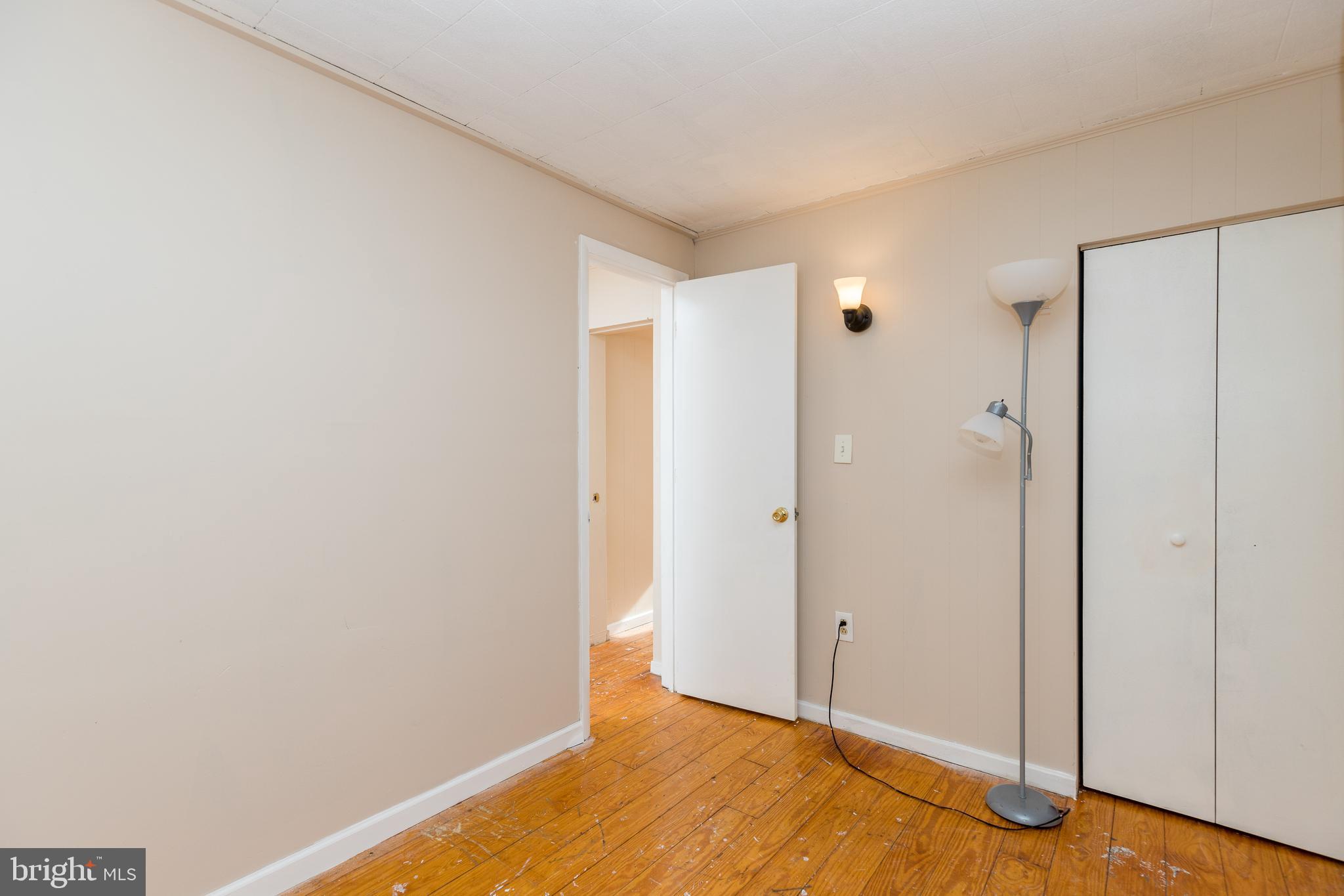 WASHINGTON VILLAGE - Residential