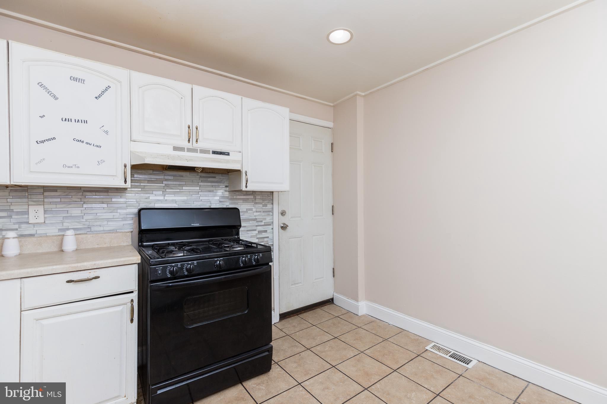 WASHINGTON VILLAGE - Residential