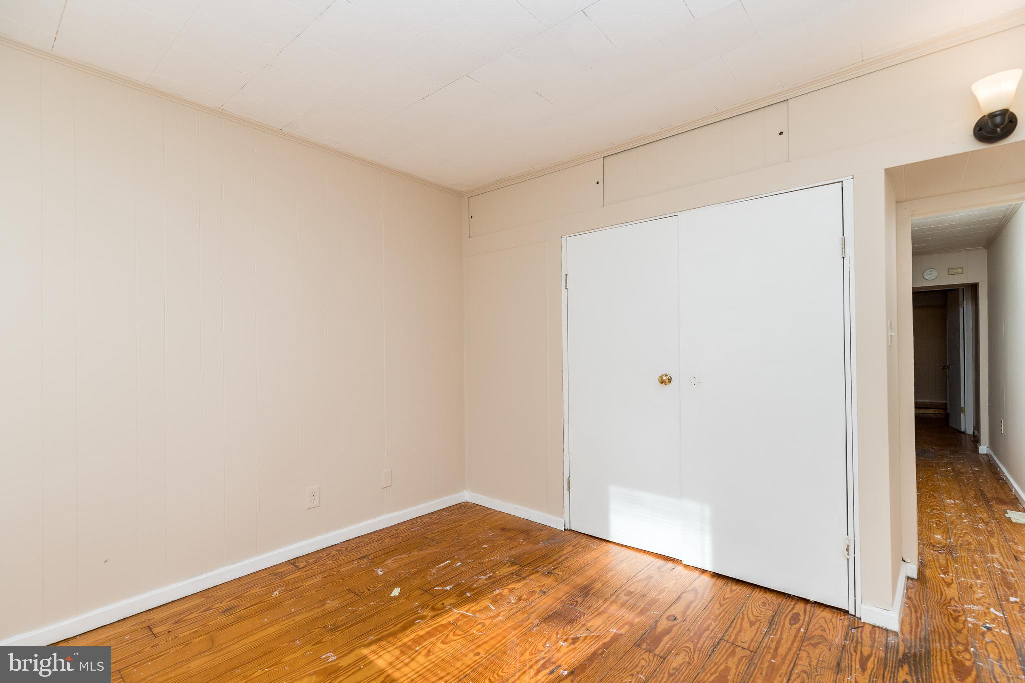 WASHINGTON VILLAGE - Residential