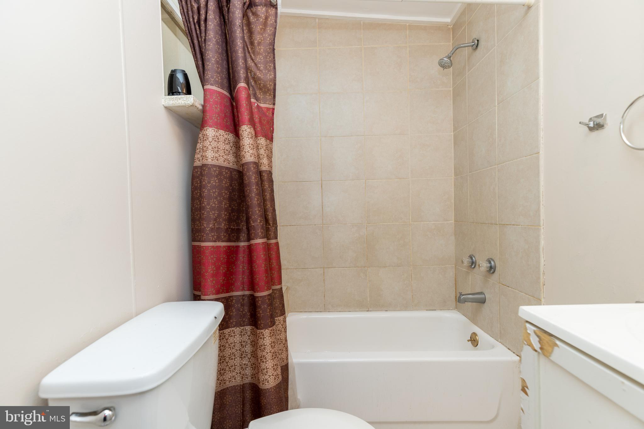 WASHINGTON VILLAGE - Residential