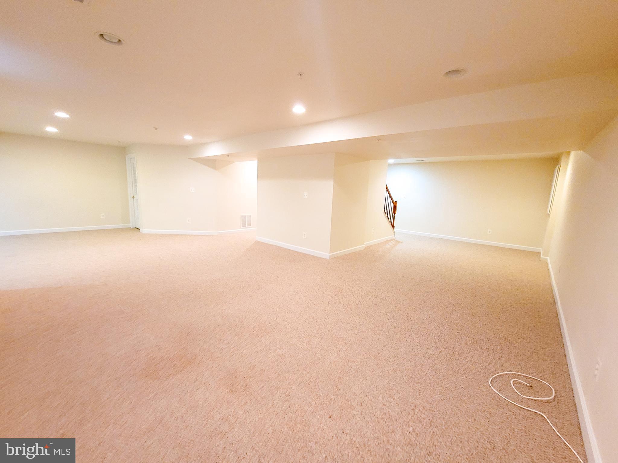 BALK HILL VILLAGE - Residential Lease