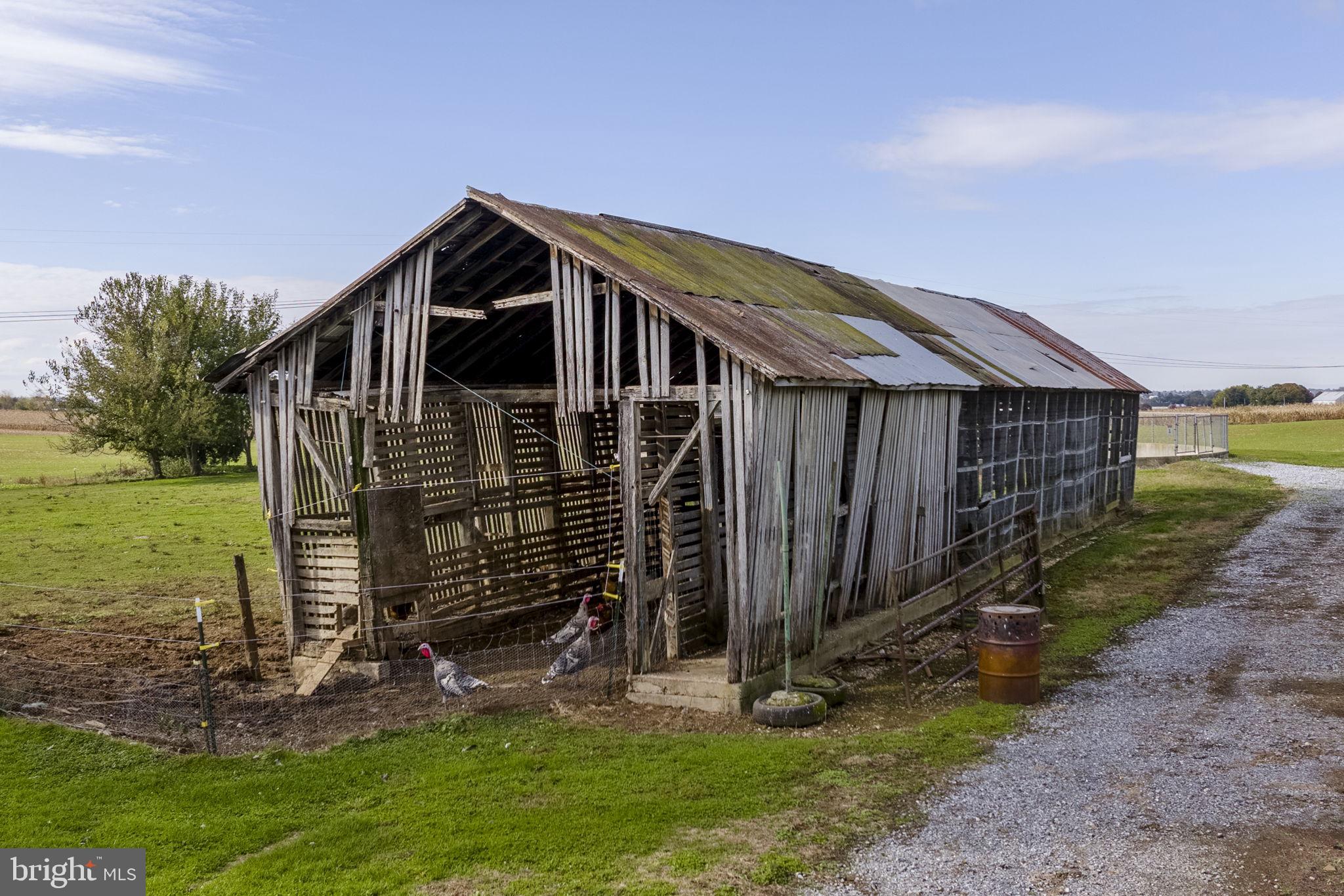 CLAY TOWNSHIP - Farm