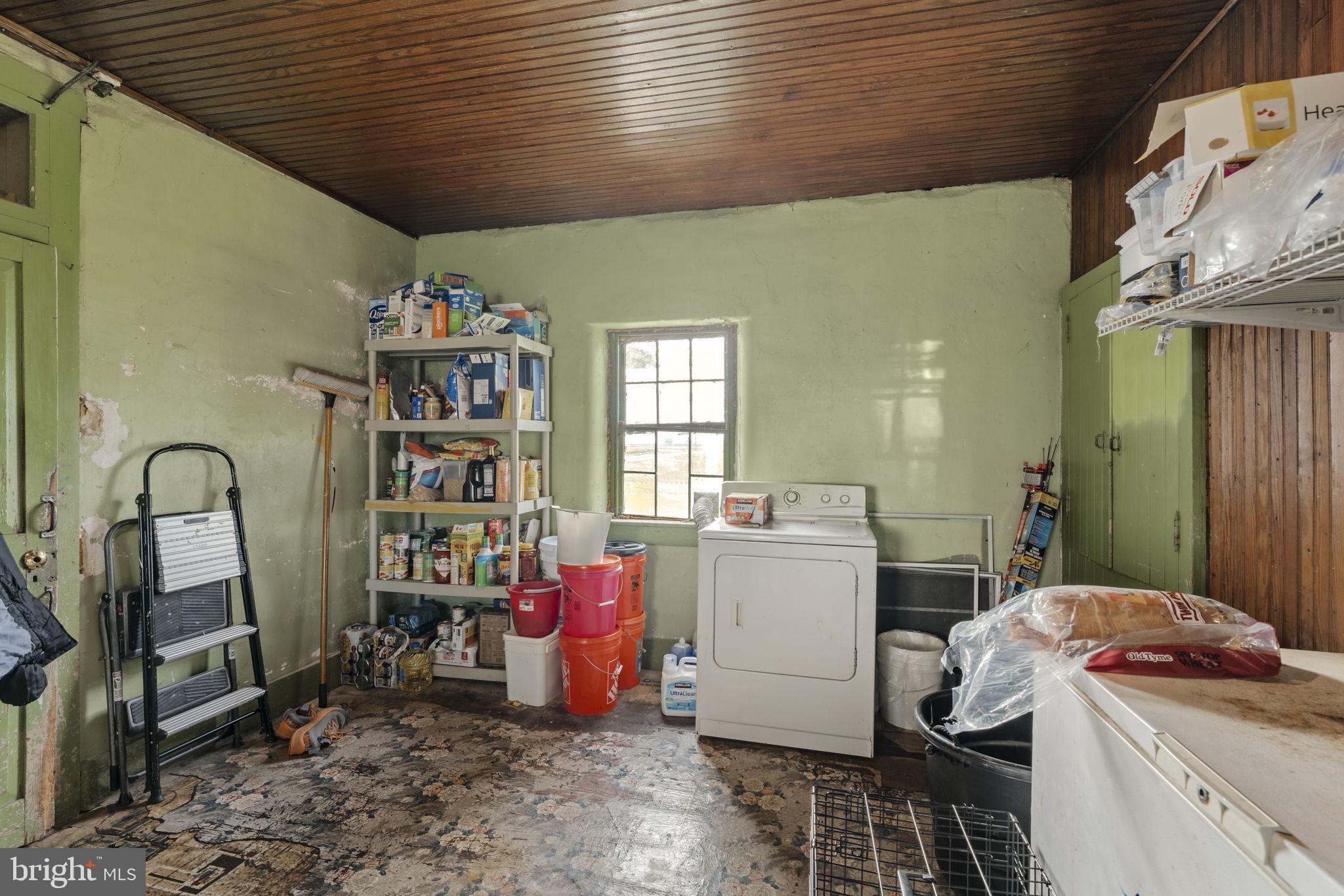 CLAY TOWNSHIP - Farm