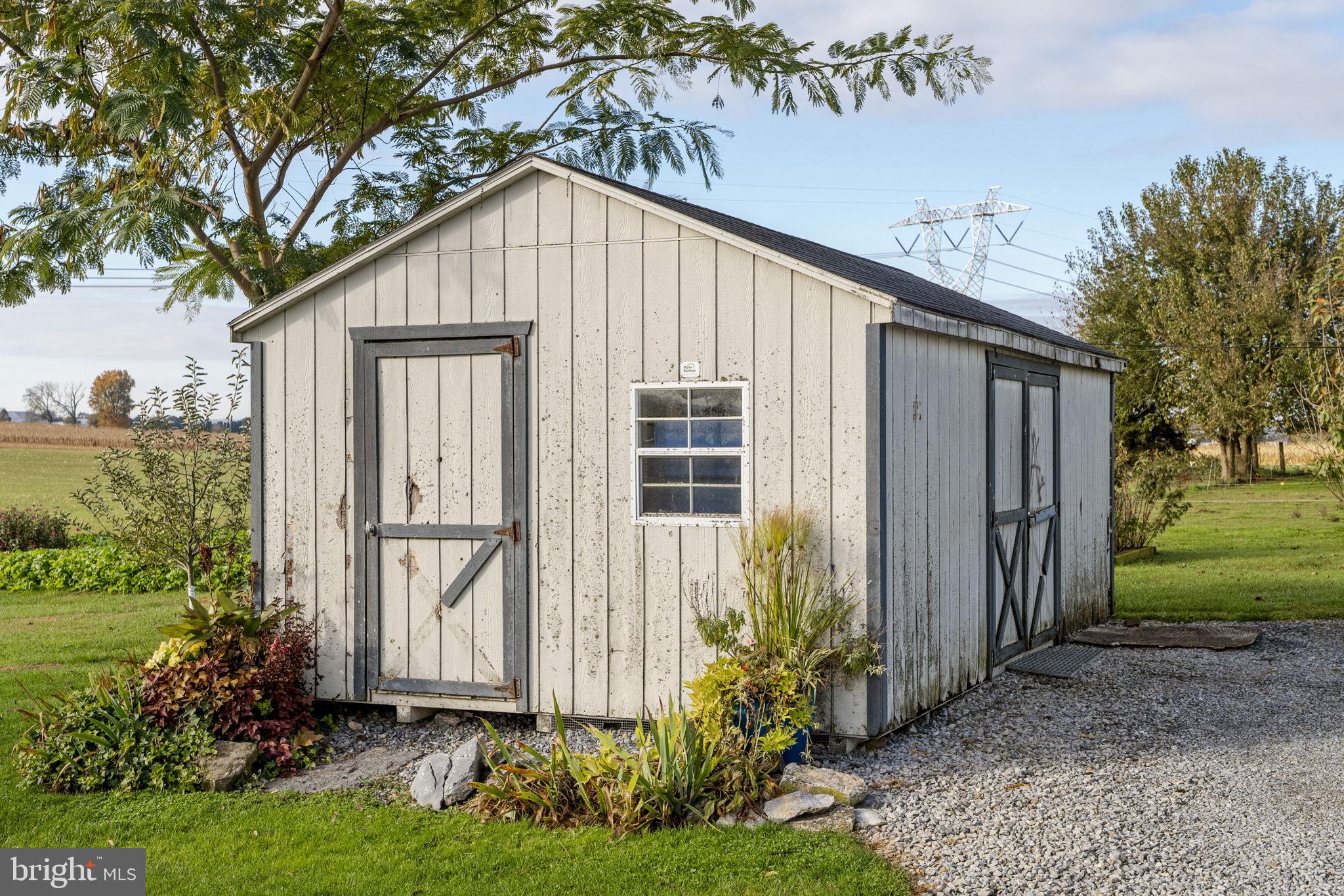 CLAY TOWNSHIP - Farm