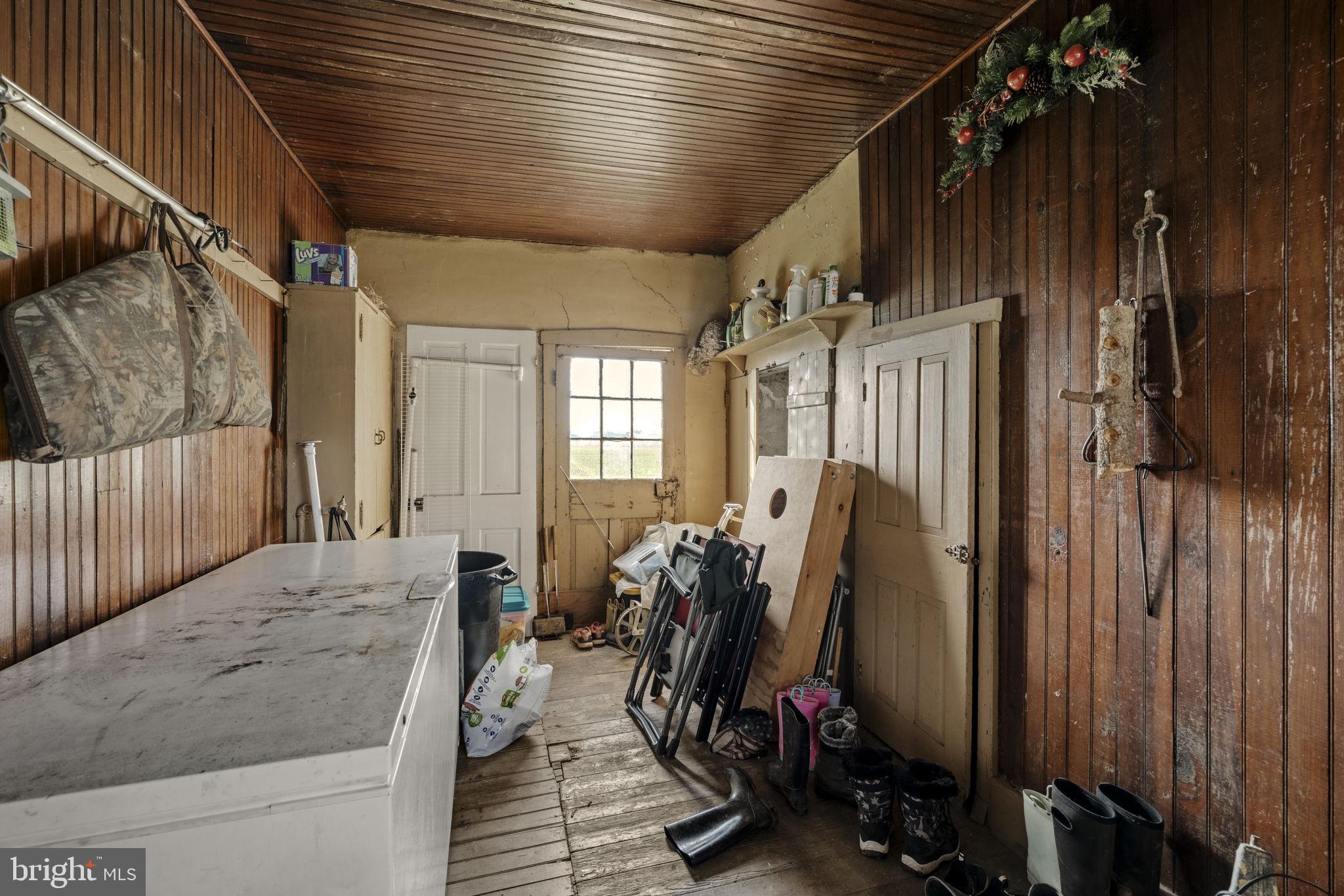 CLAY TOWNSHIP - Farm