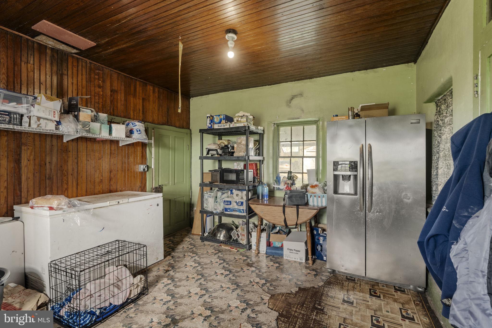 CLAY TOWNSHIP - Farm