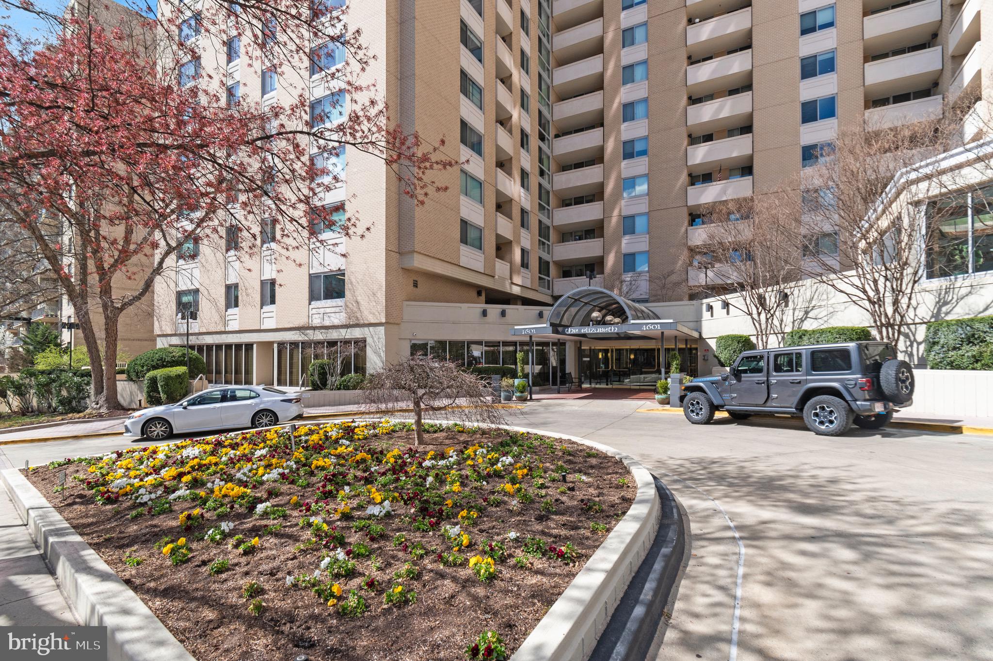 4601 N PARK AVENUE 315