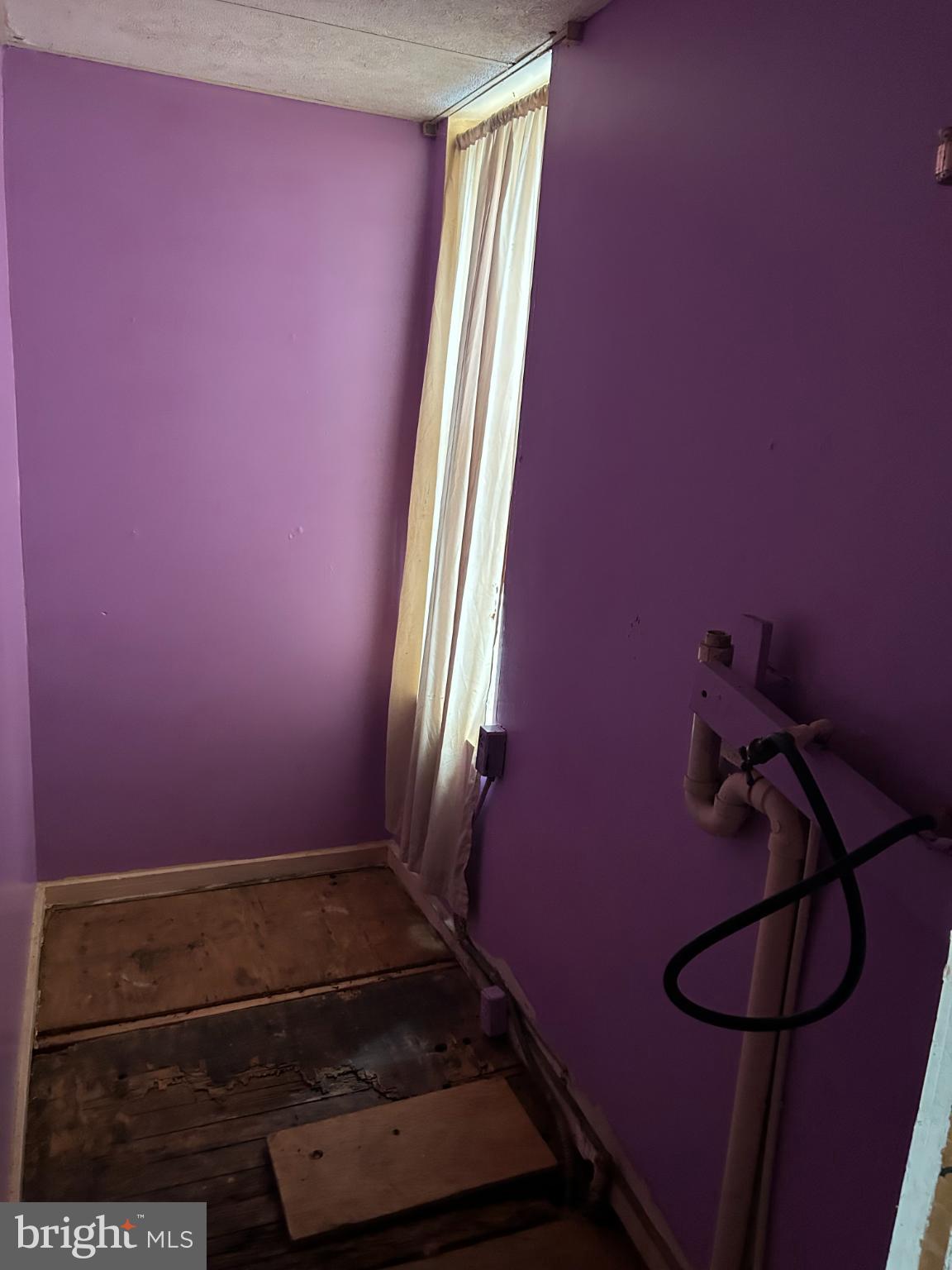 KENSINGTON - Residential