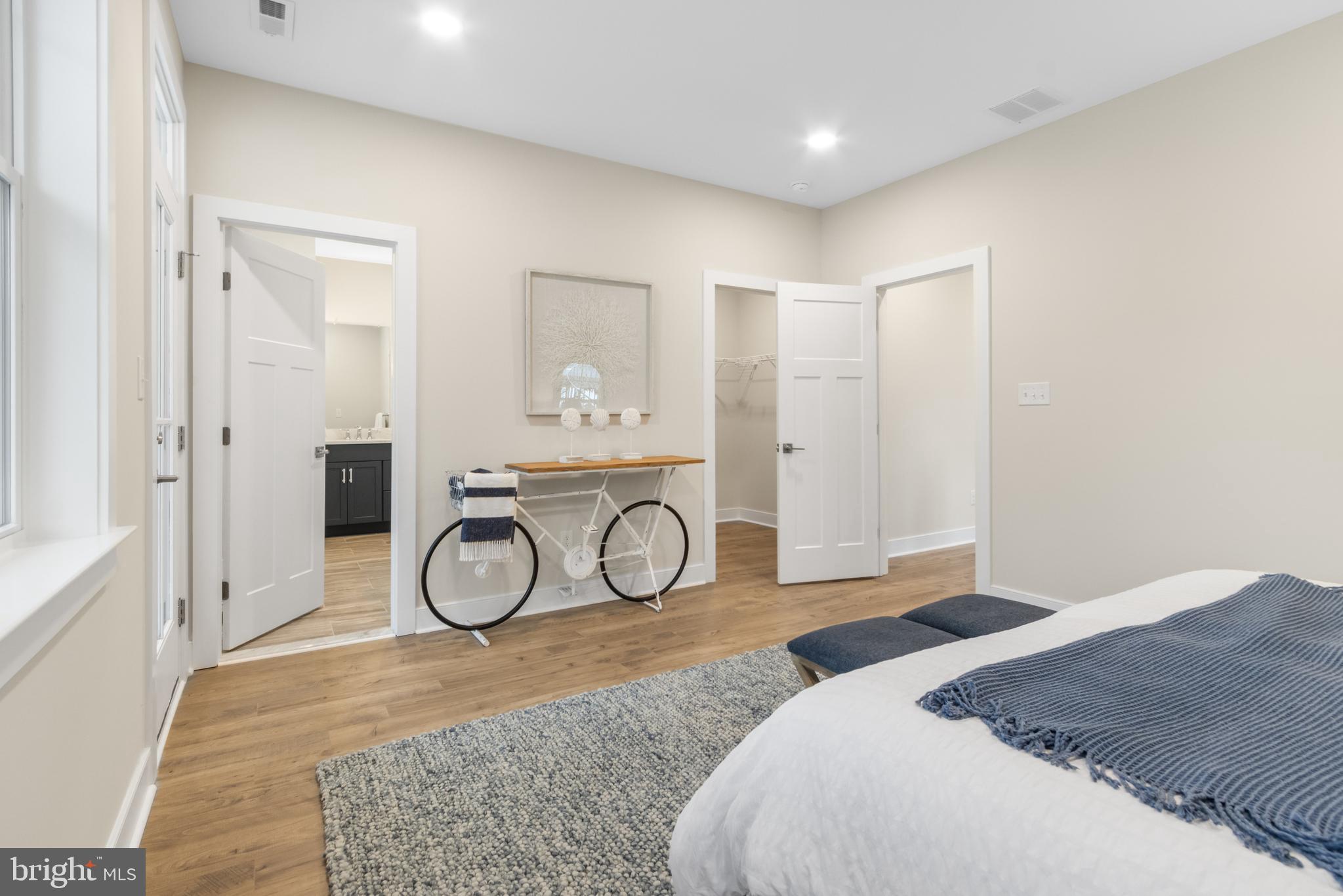 ATLANTIC EAST - Residential