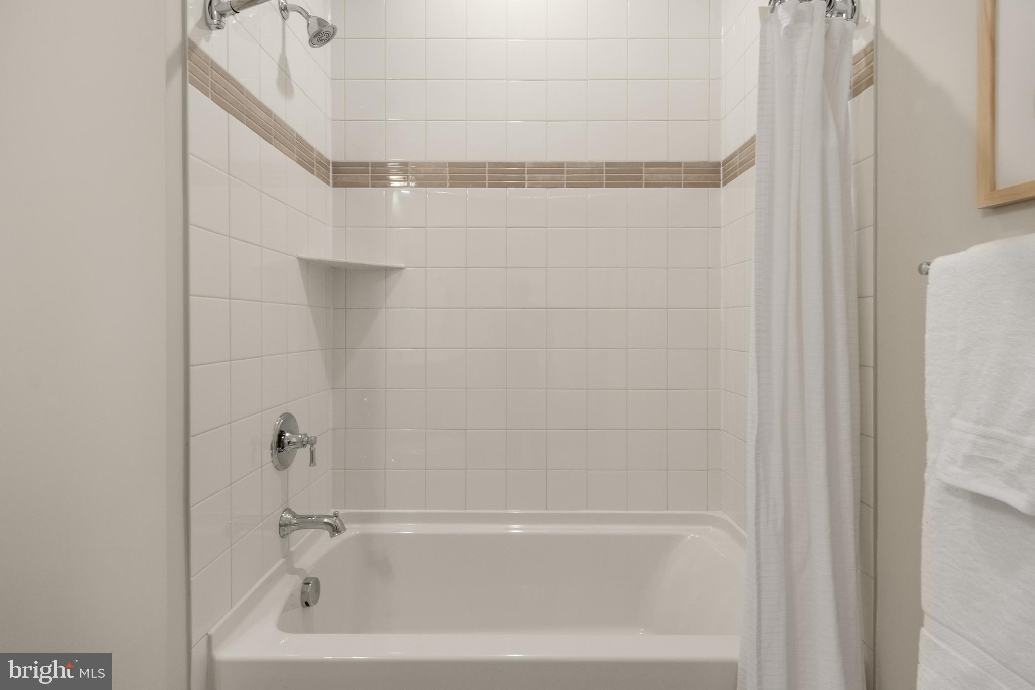 ATLANTIC EAST - Residential