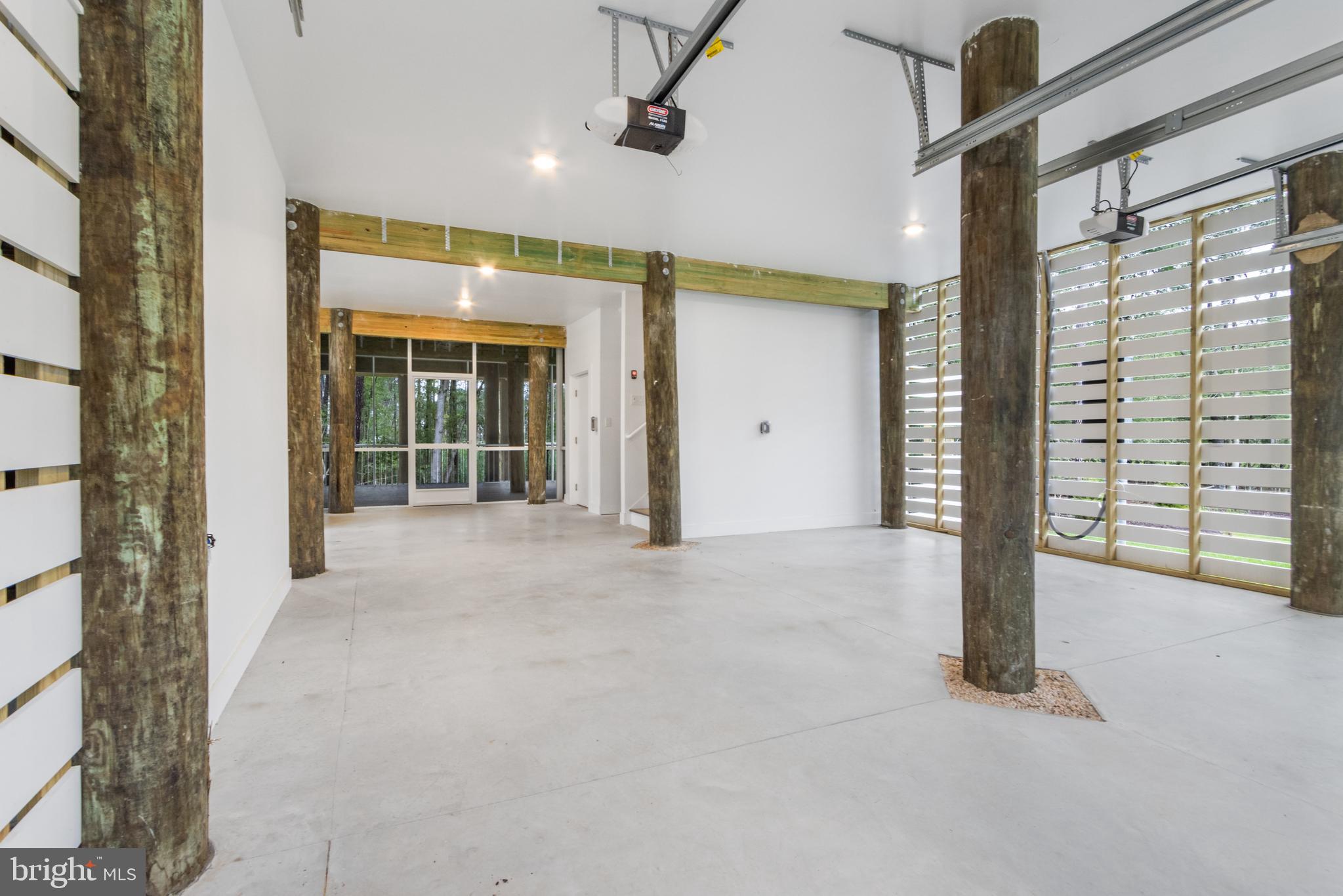 ATLANTIC EAST - Residential