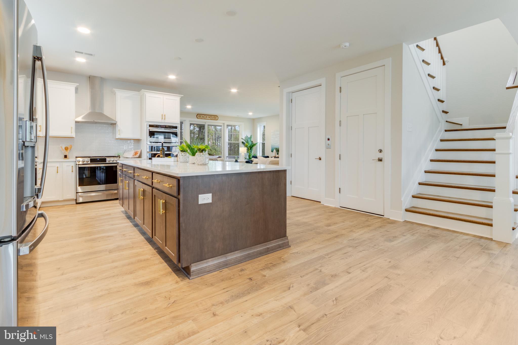 ATLANTIC EAST - Residential