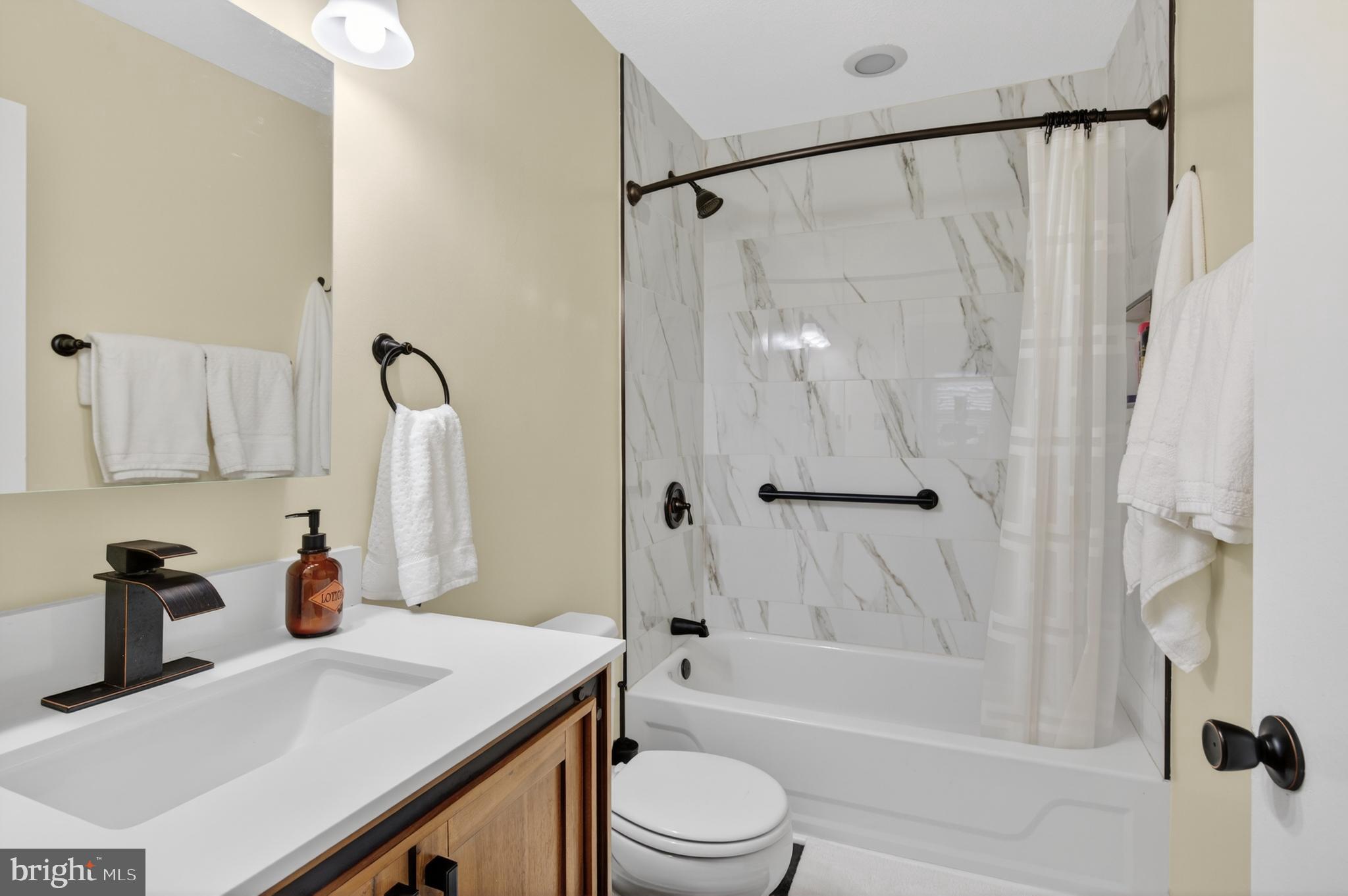 VILLAGE OF OLDE MILL - Residential