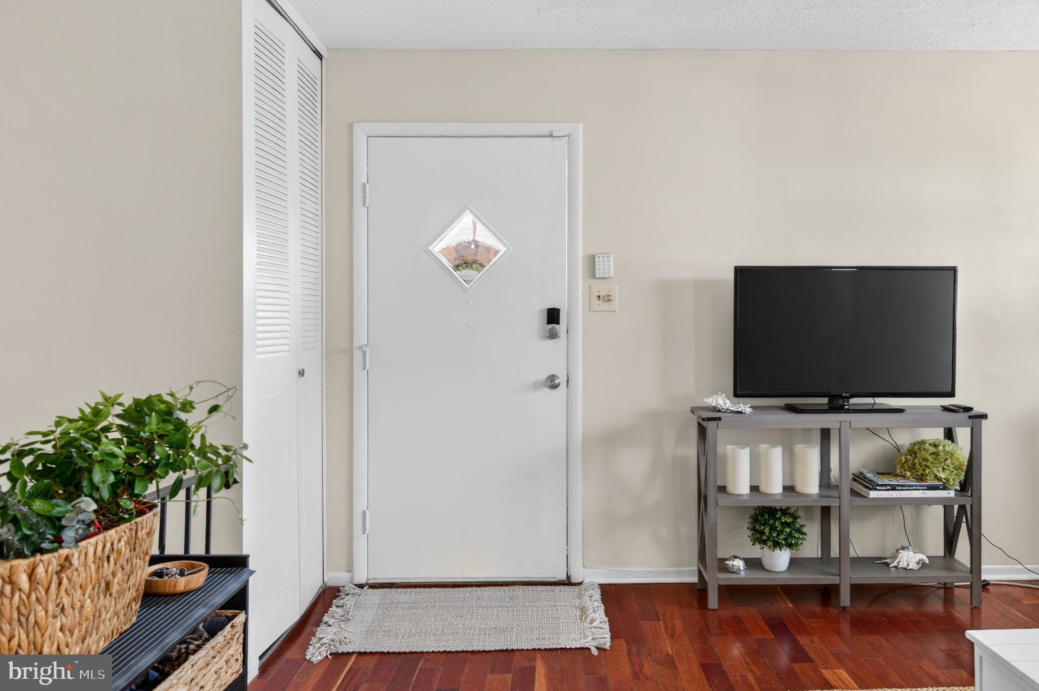 VILLAGE OF OLDE MILL - Residential