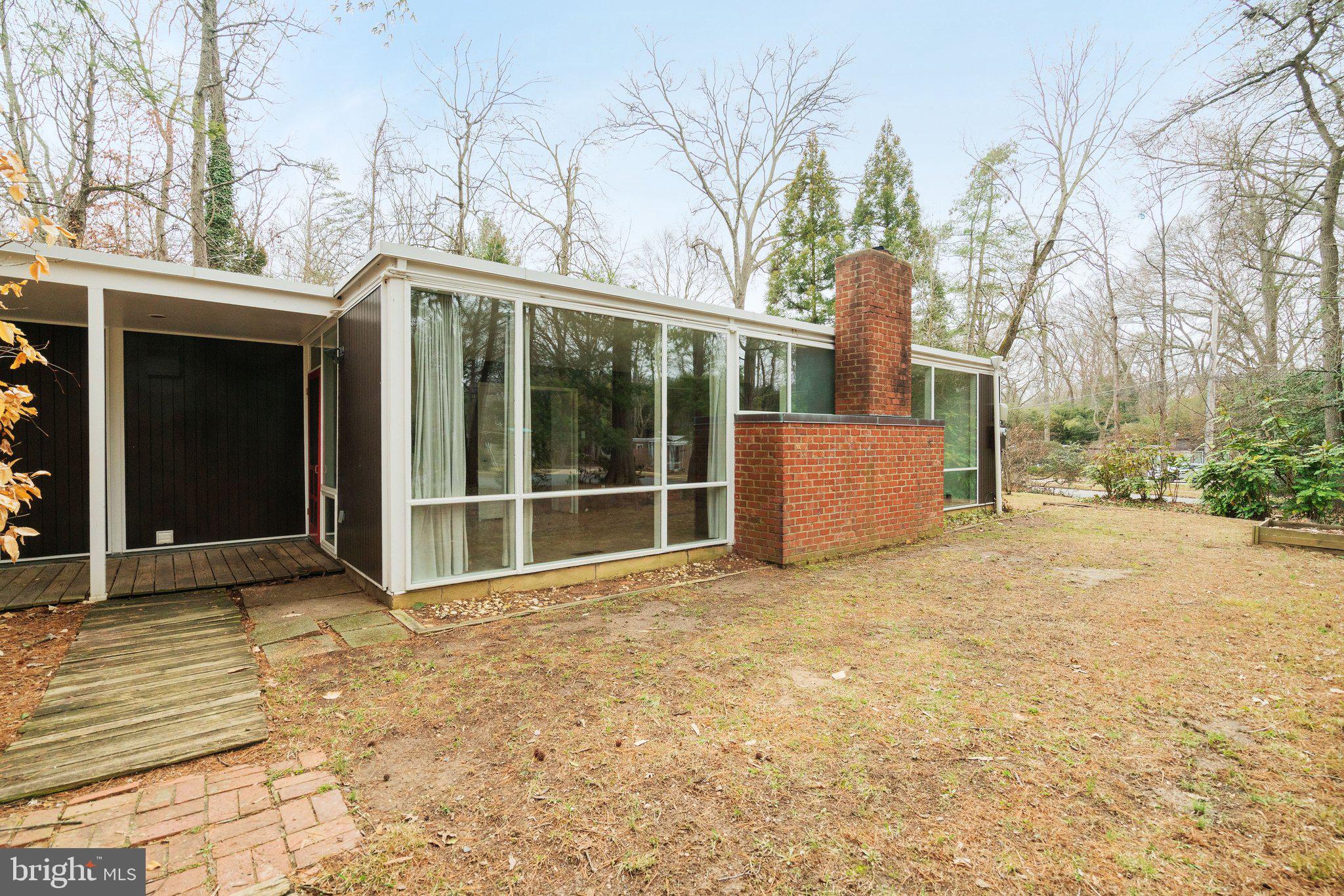 HOLLIN HILLS - Residential