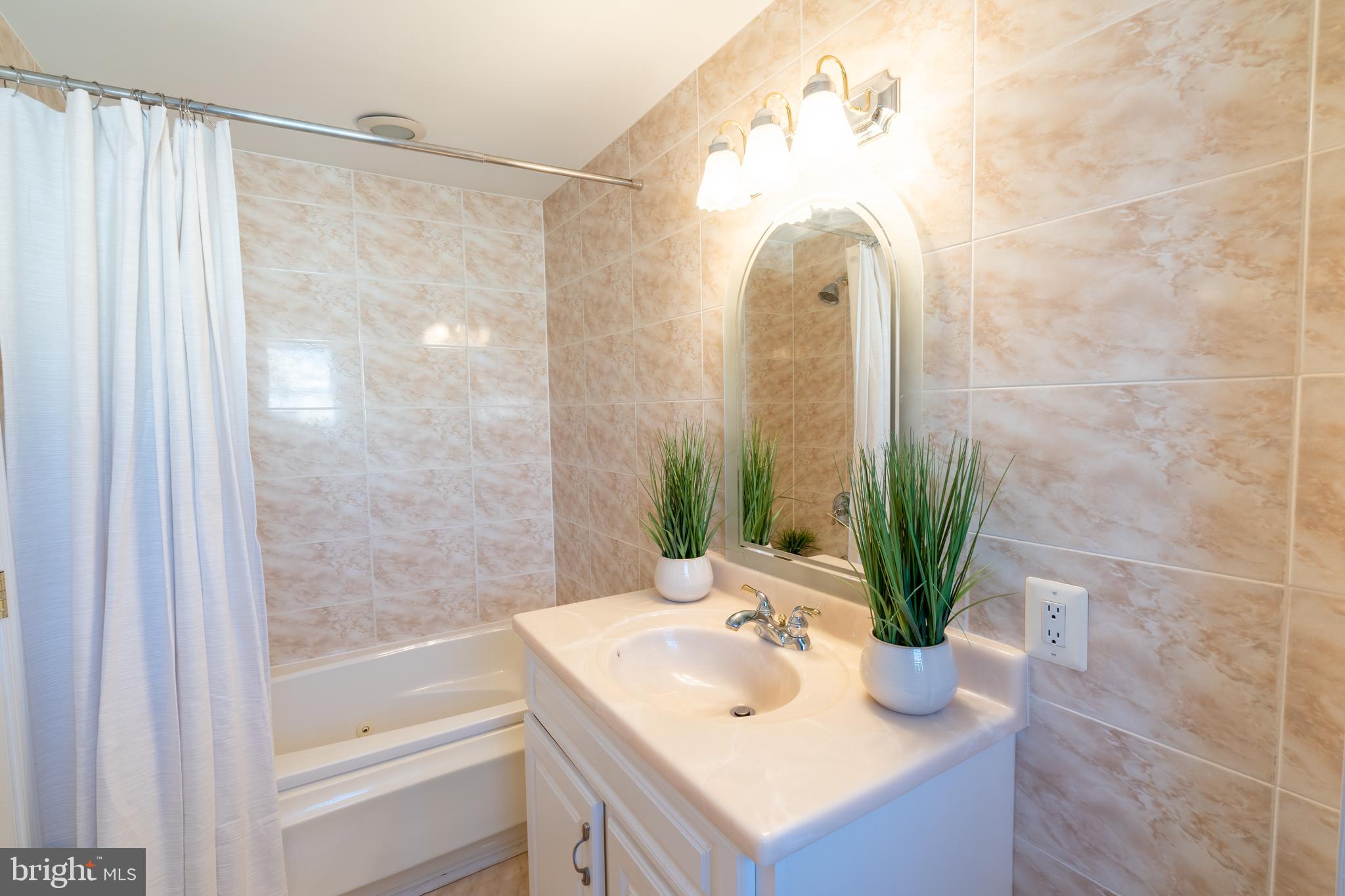 FELLS POINT HISTORIC DISTRICT - Residential