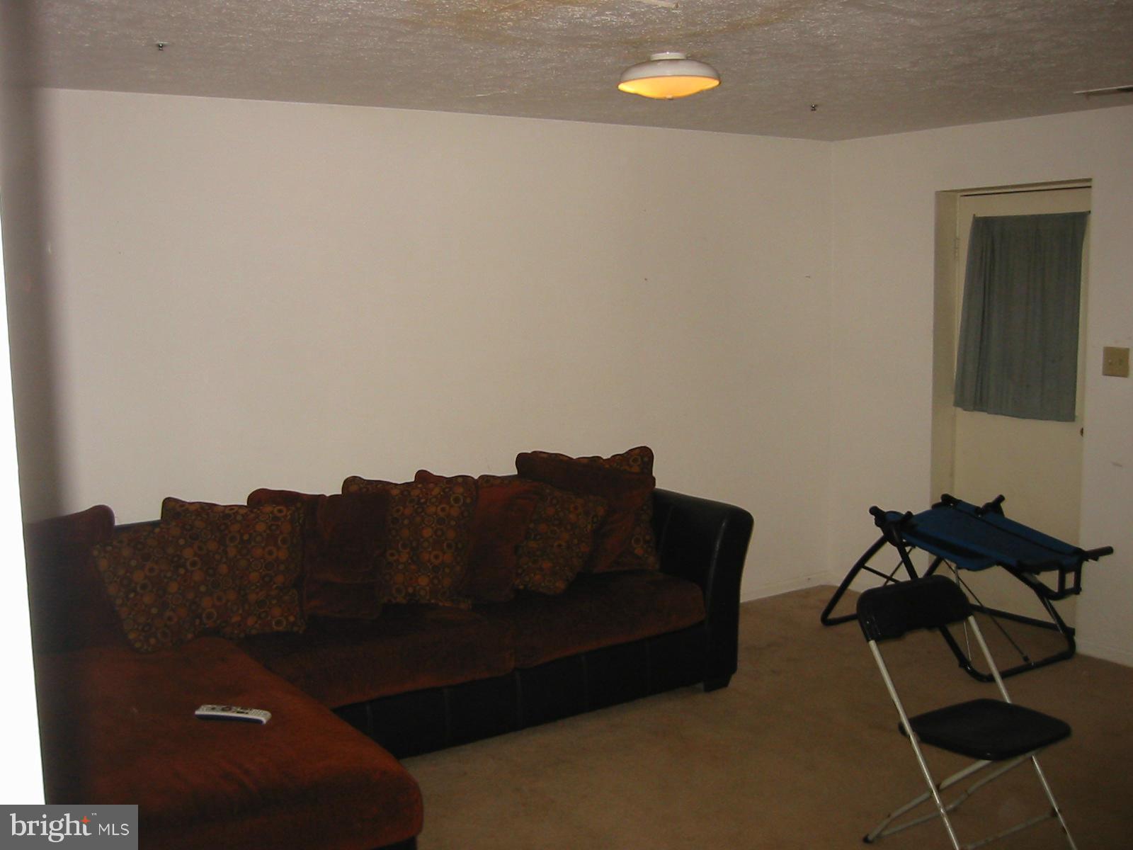 ROYAL PLAZA - Residential