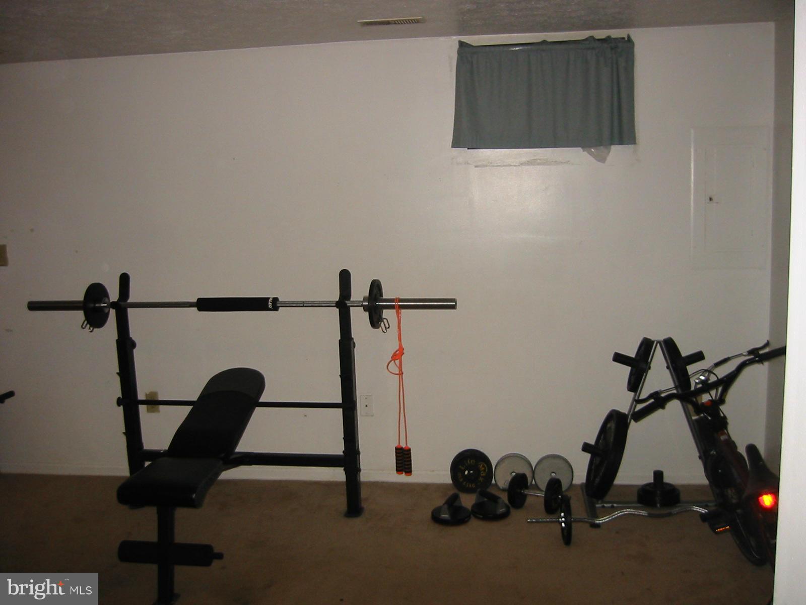 ROYAL PLAZA - Residential