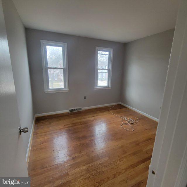 WHITE OAK MANOR - Residential