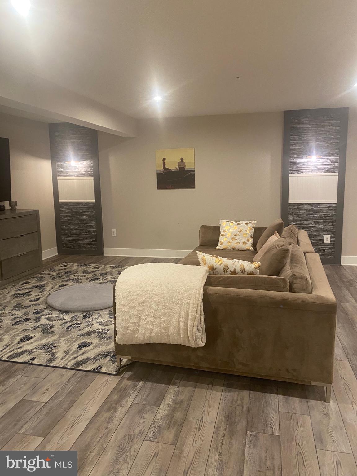 MILLERSVILLE - Residential Lease