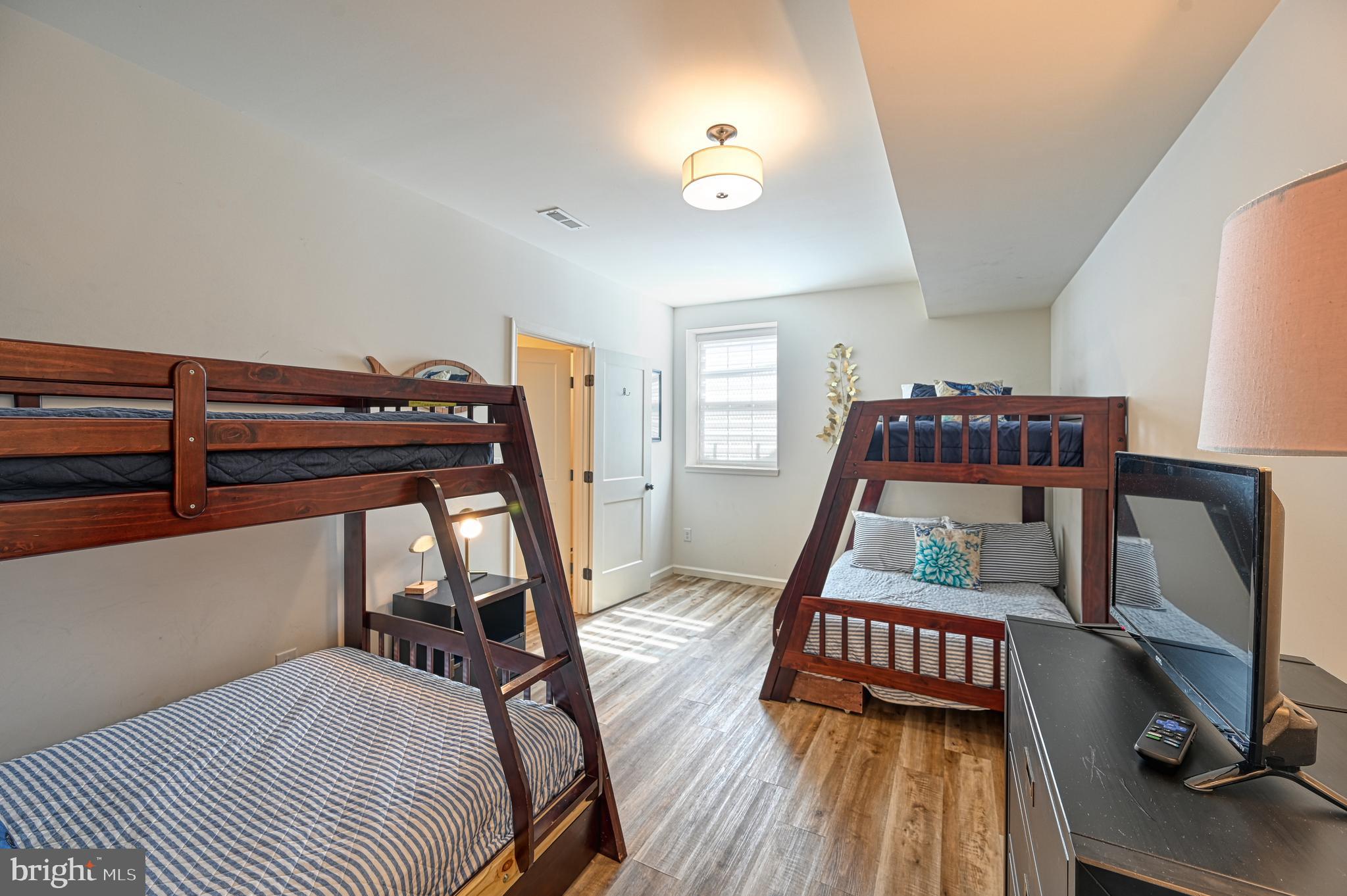 ELK CREEK LANDING - Residential