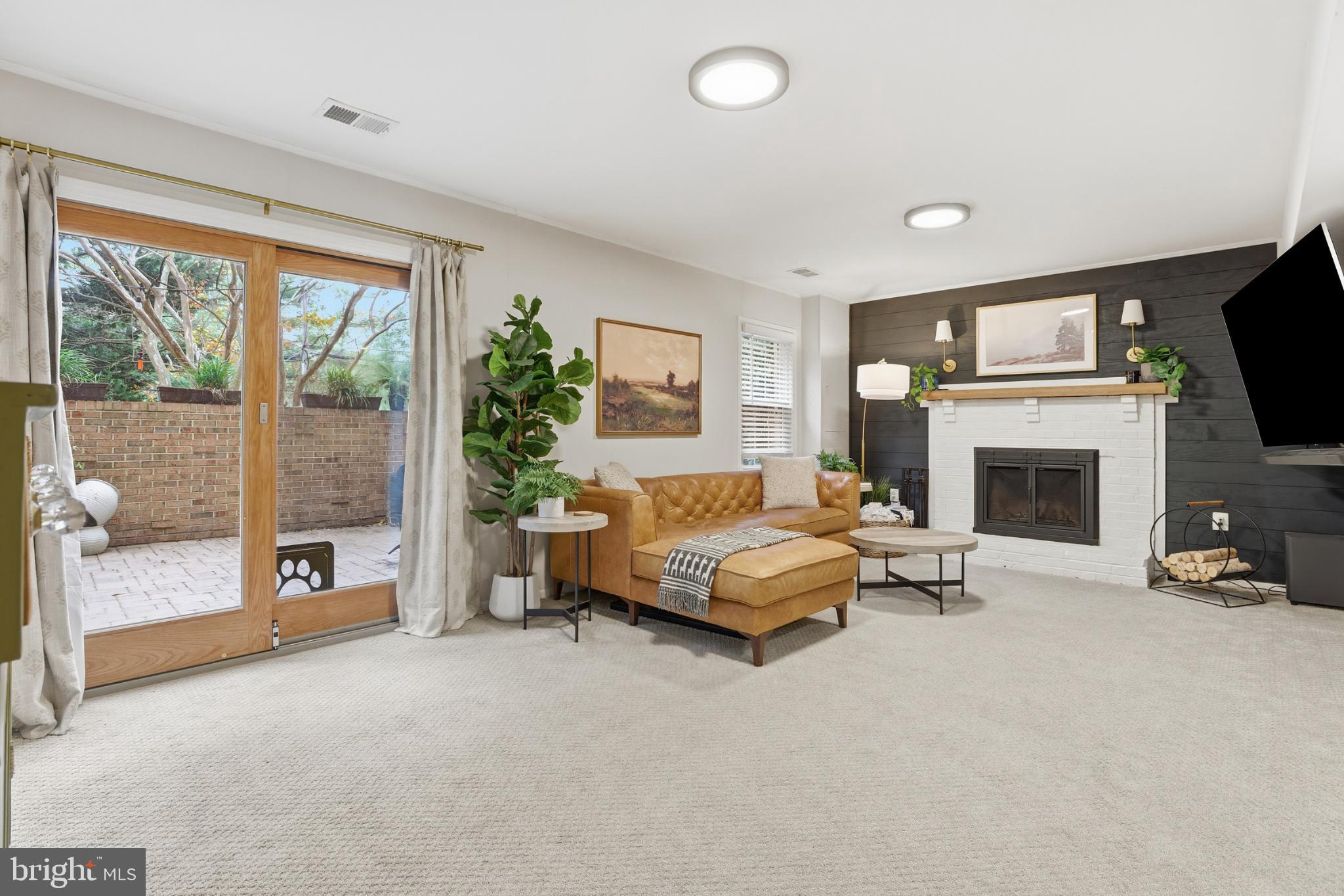 661 N ARMISTEAD STREET