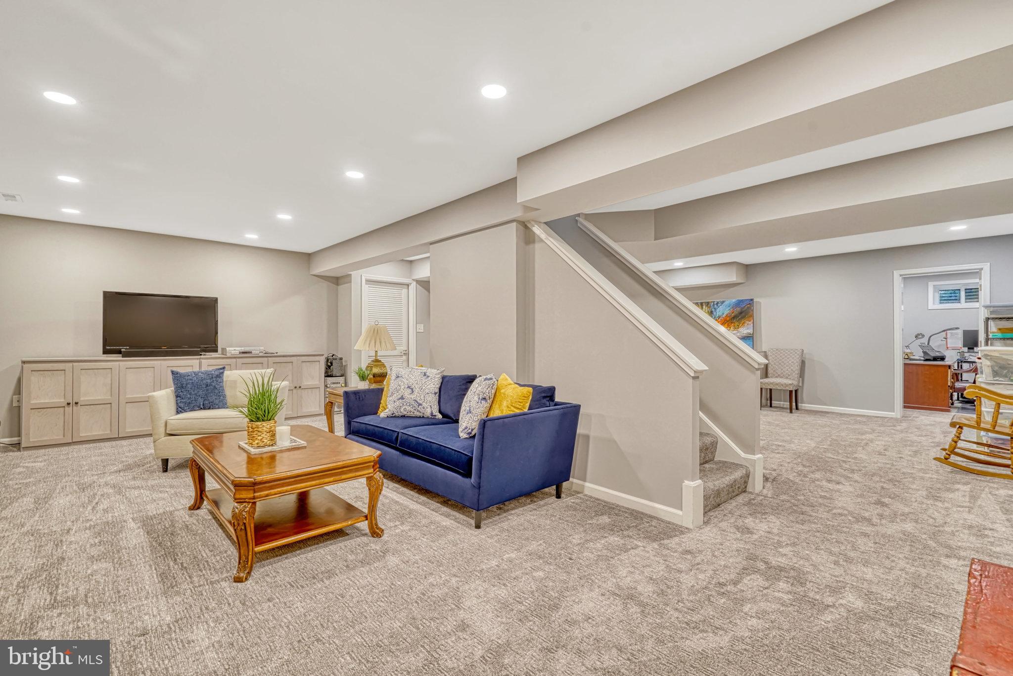 MC LEAN HAMLET - Residential