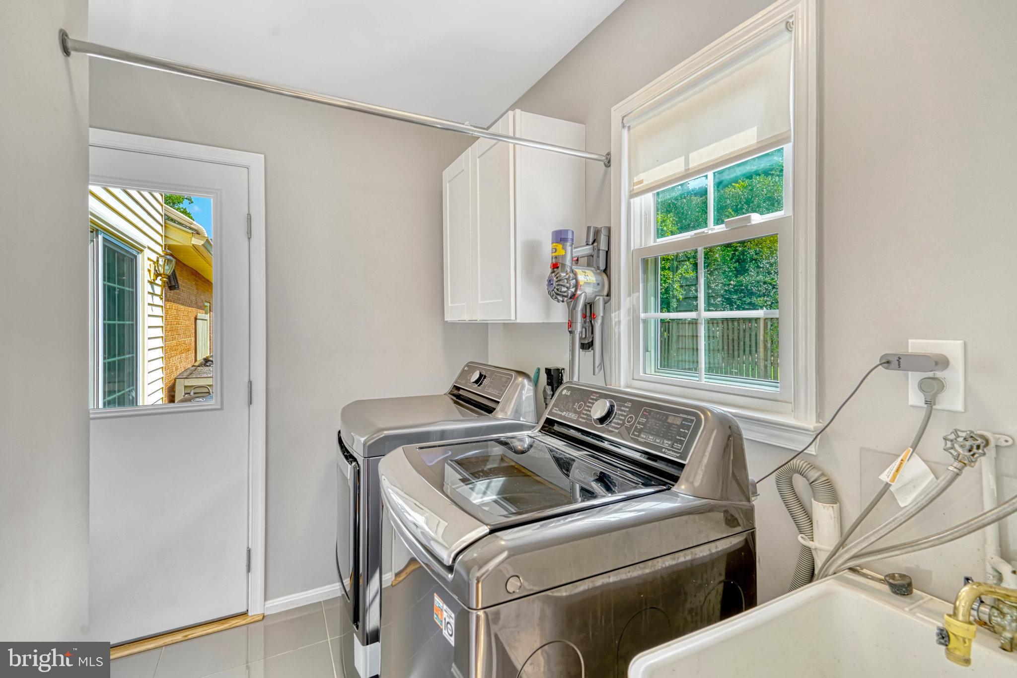 MC LEAN HAMLET - Residential