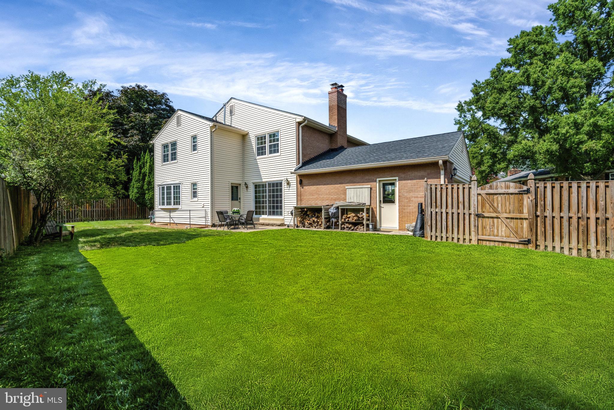 MC LEAN HAMLET - Residential