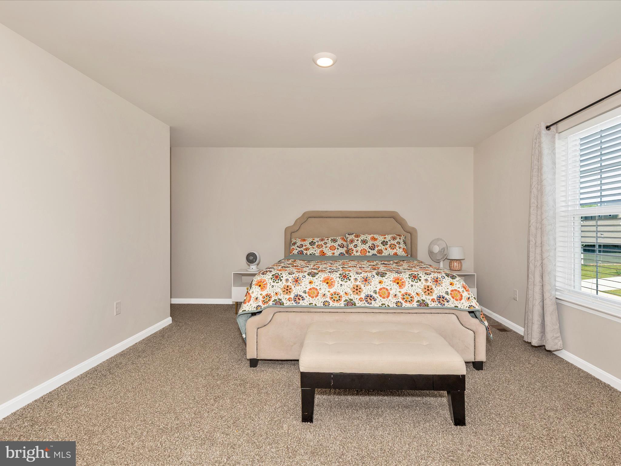 RED HILL - Residential