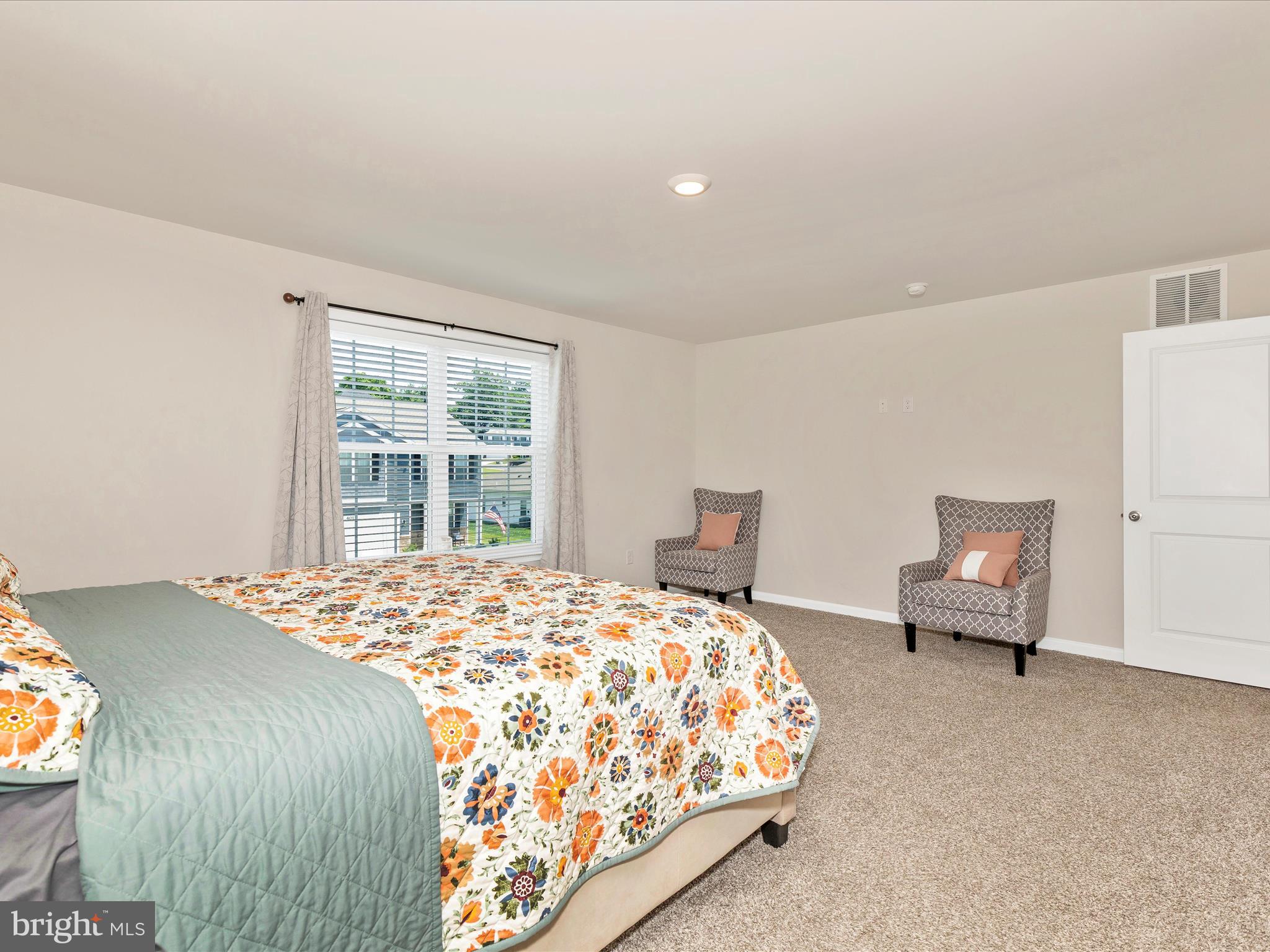 RED HILL - Residential