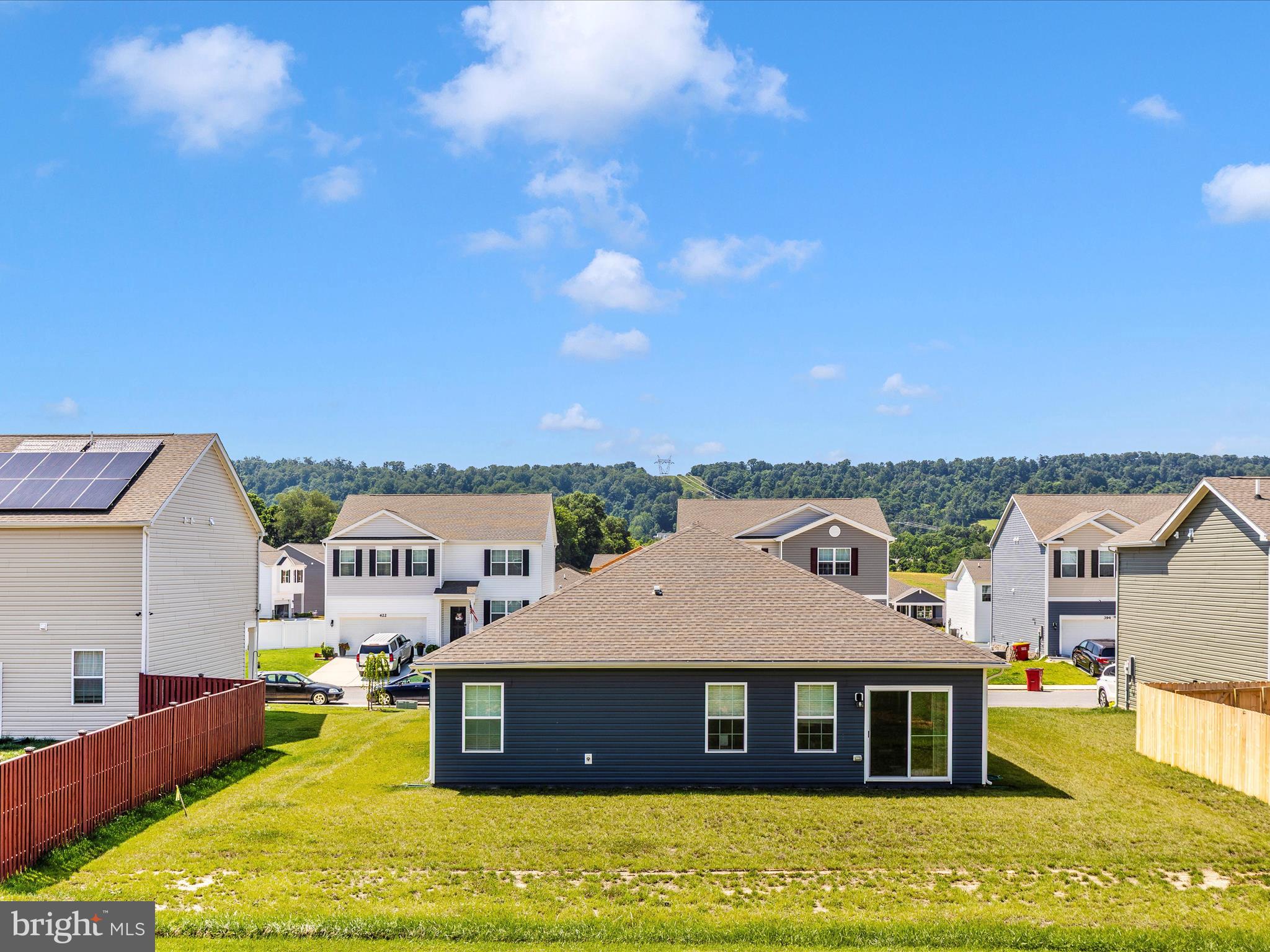 RED HILL - Residential