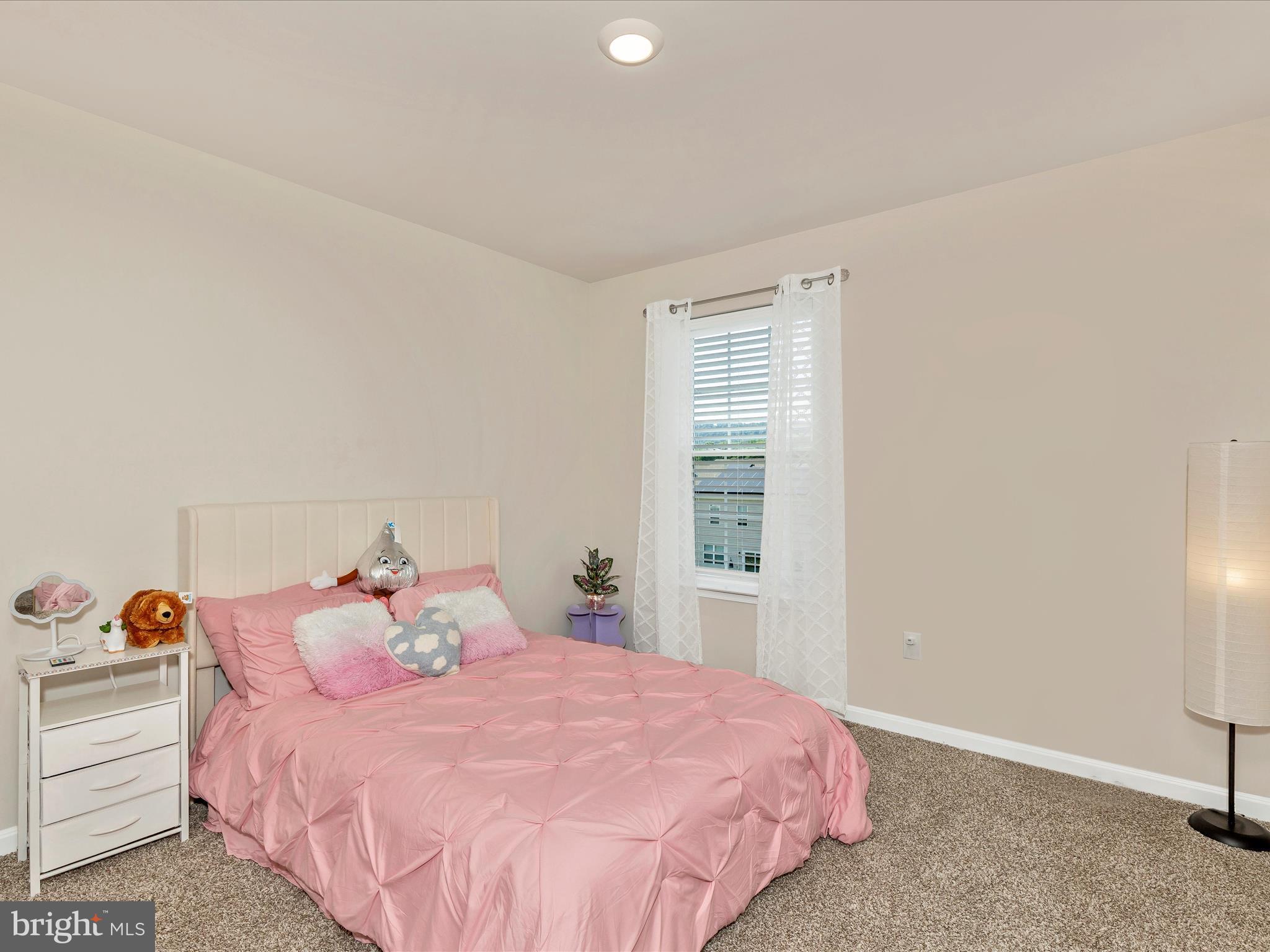 RED HILL - Residential