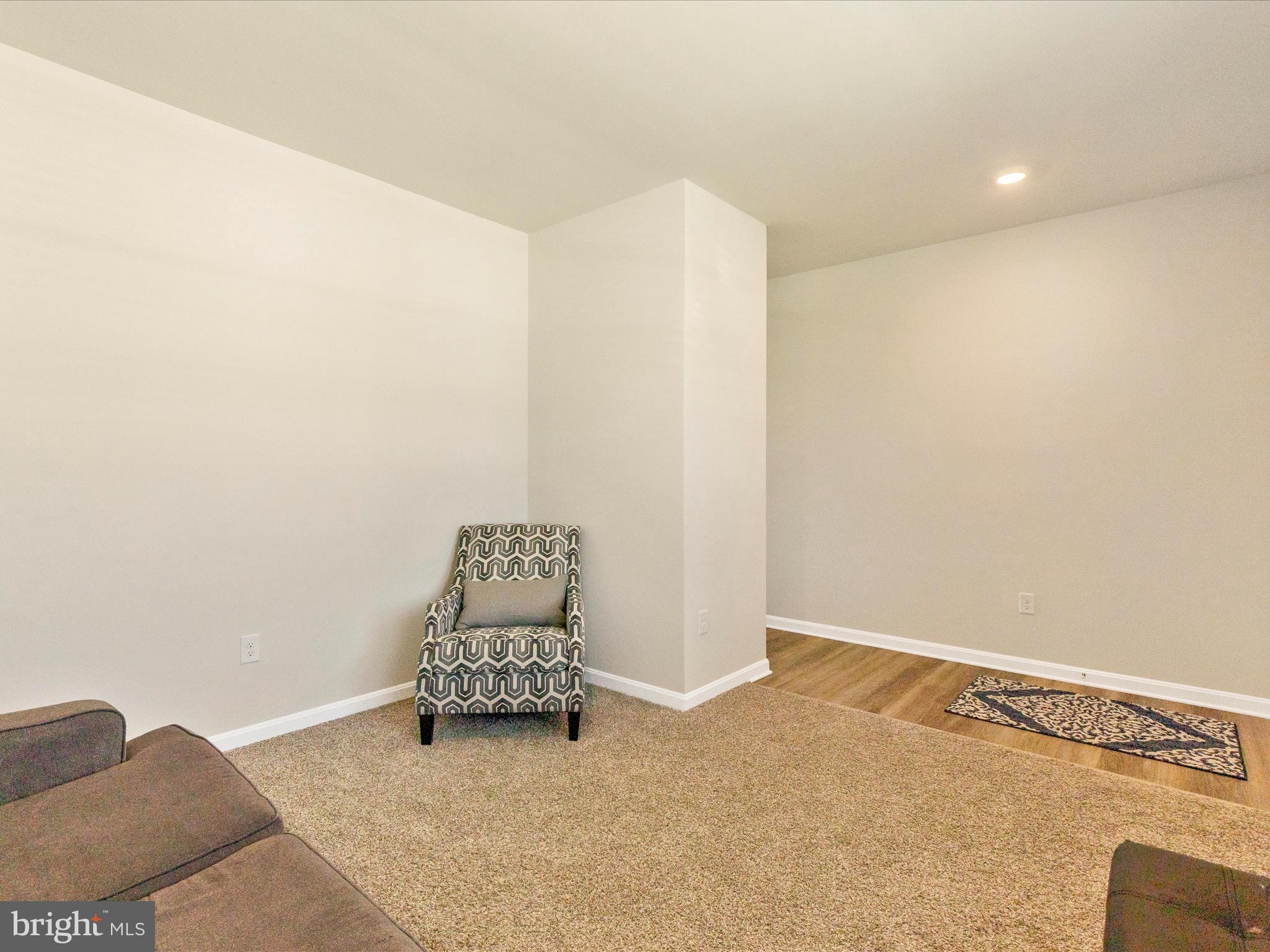 RED HILL - Residential