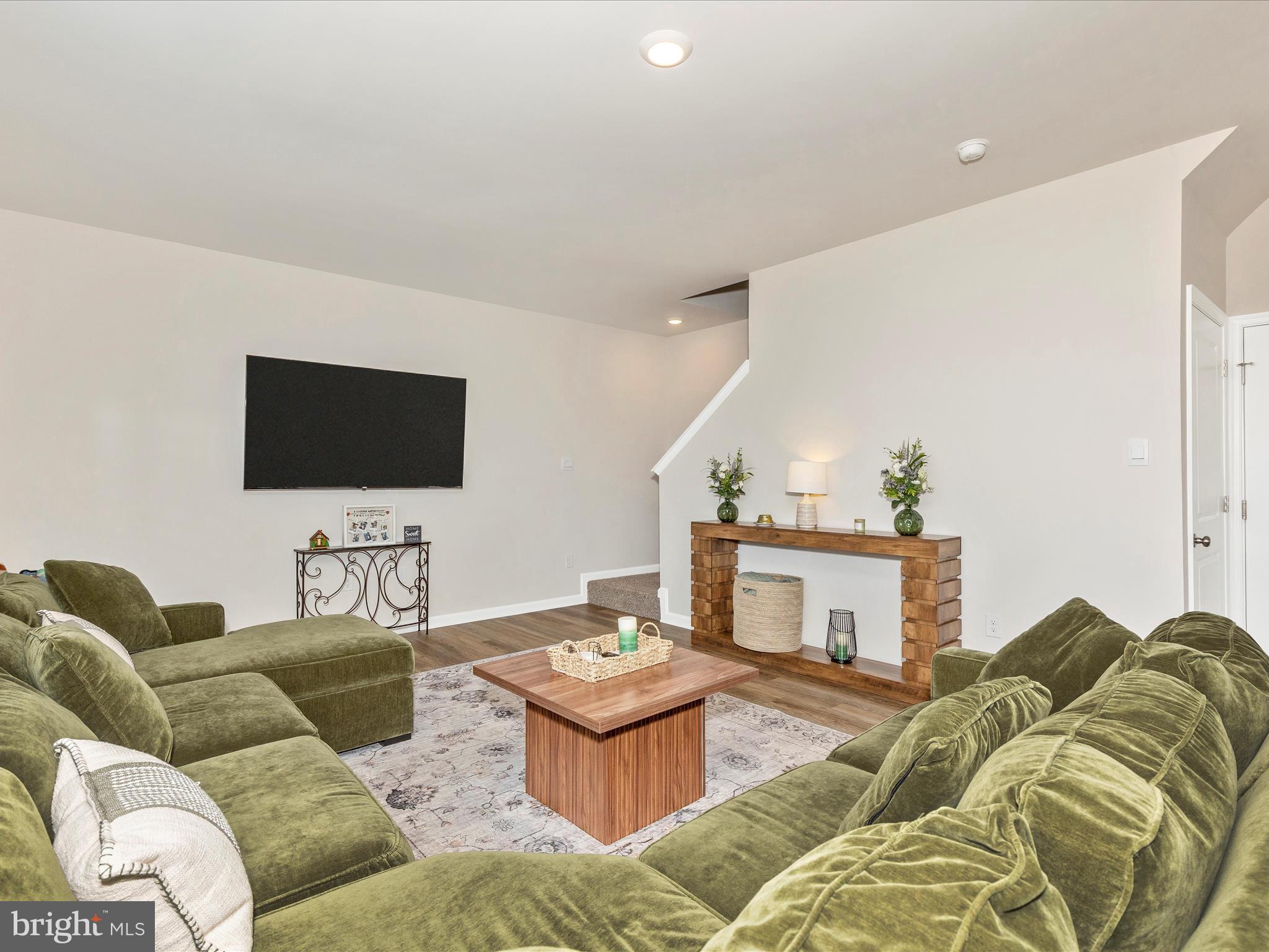 RED HILL - Residential