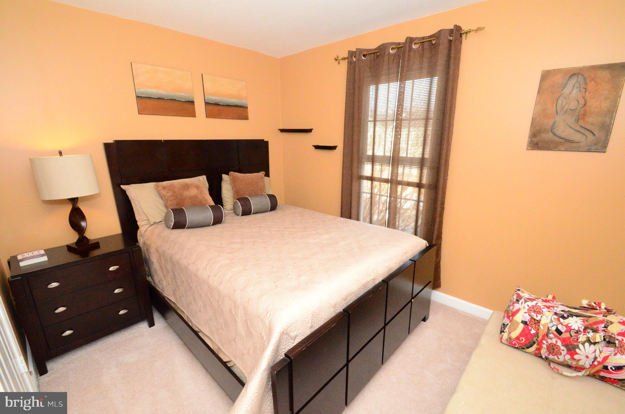 KINGSTOWNE - Residential